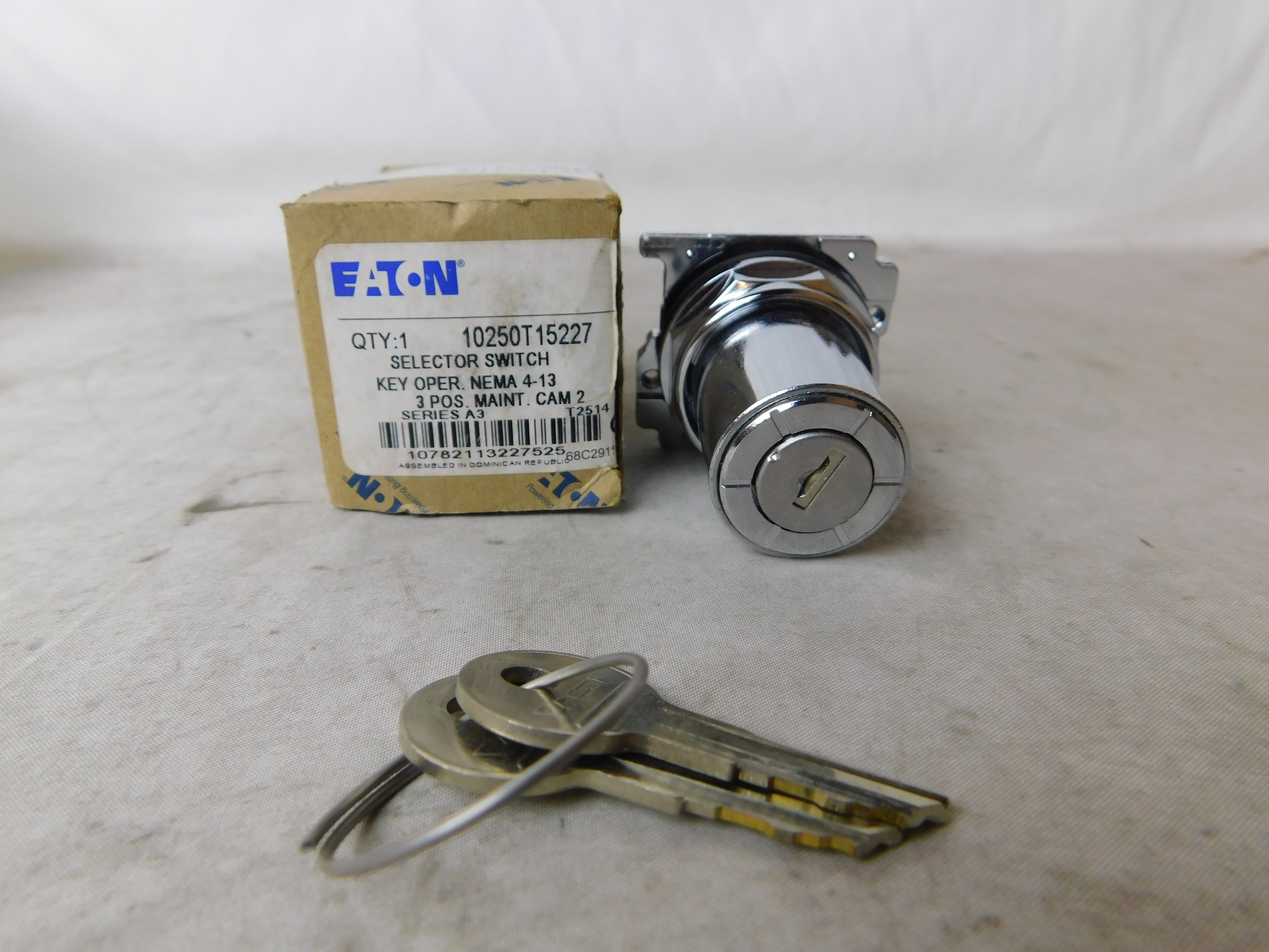 Eaton 10250T15227 Non-Illuminated Selector Switch Operator