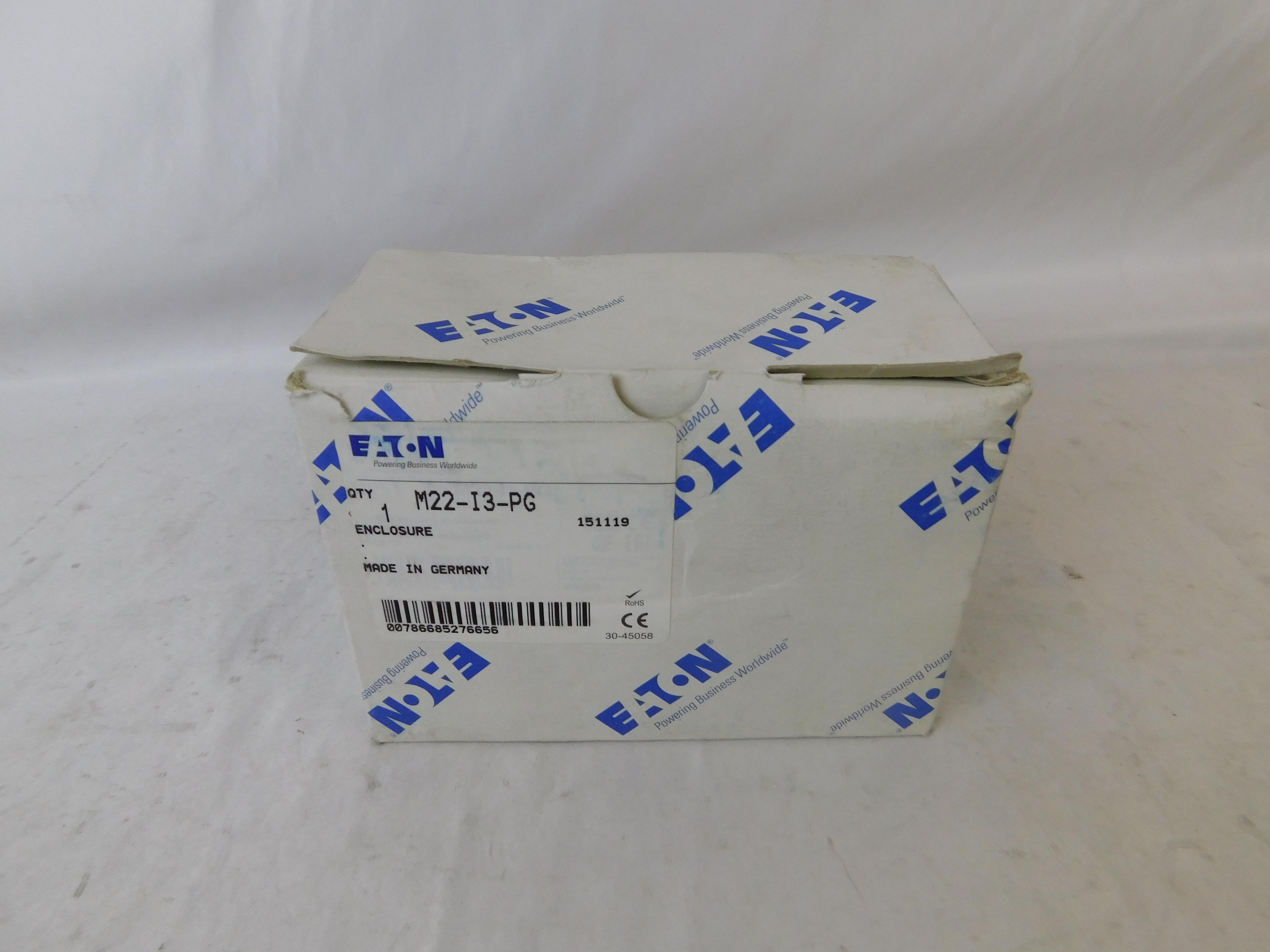 Eaton M22-I3-PG Pushbutton Enclosure