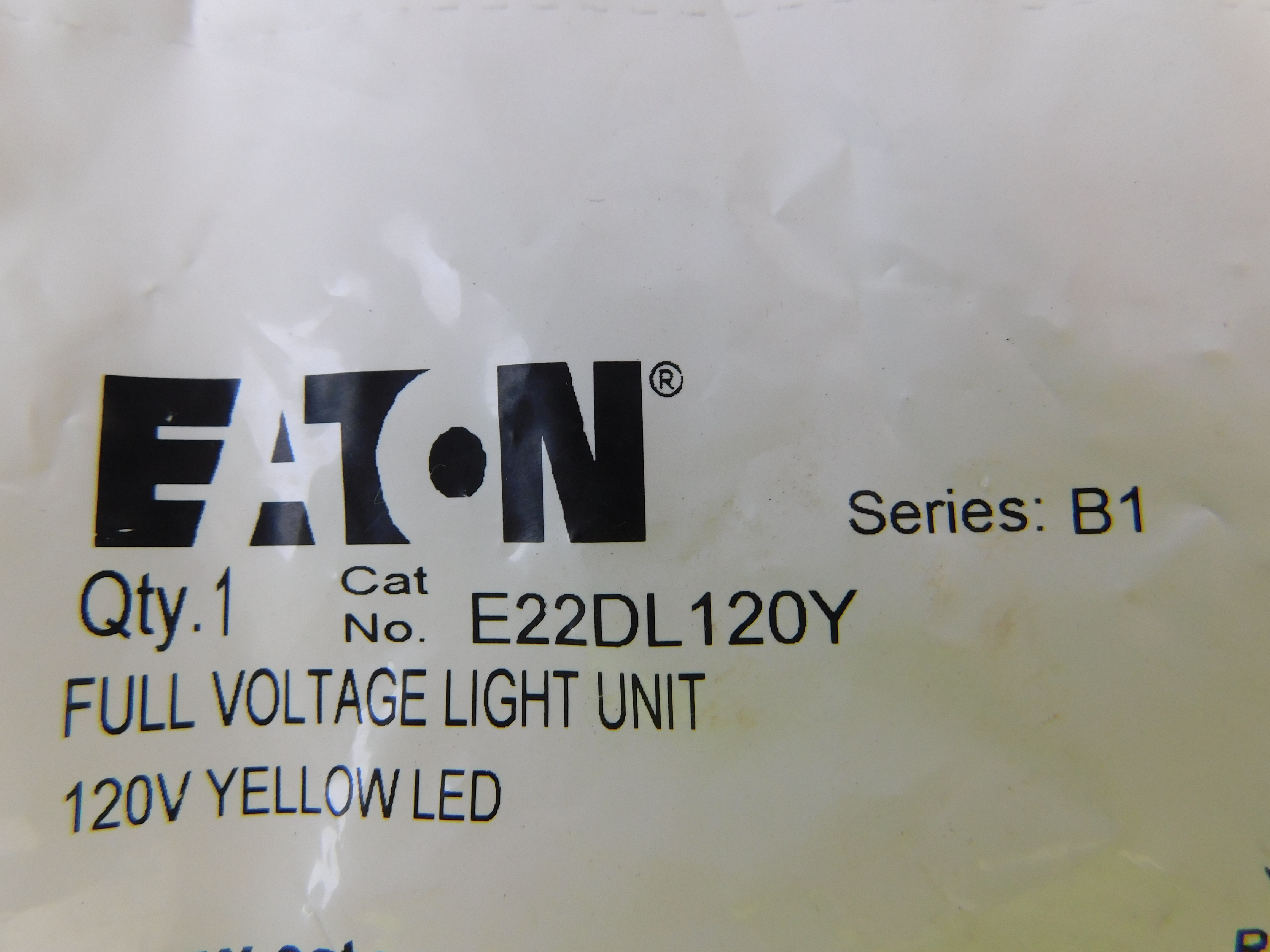 Eaton E22DL120Y Contact Blocks and Other Accessories