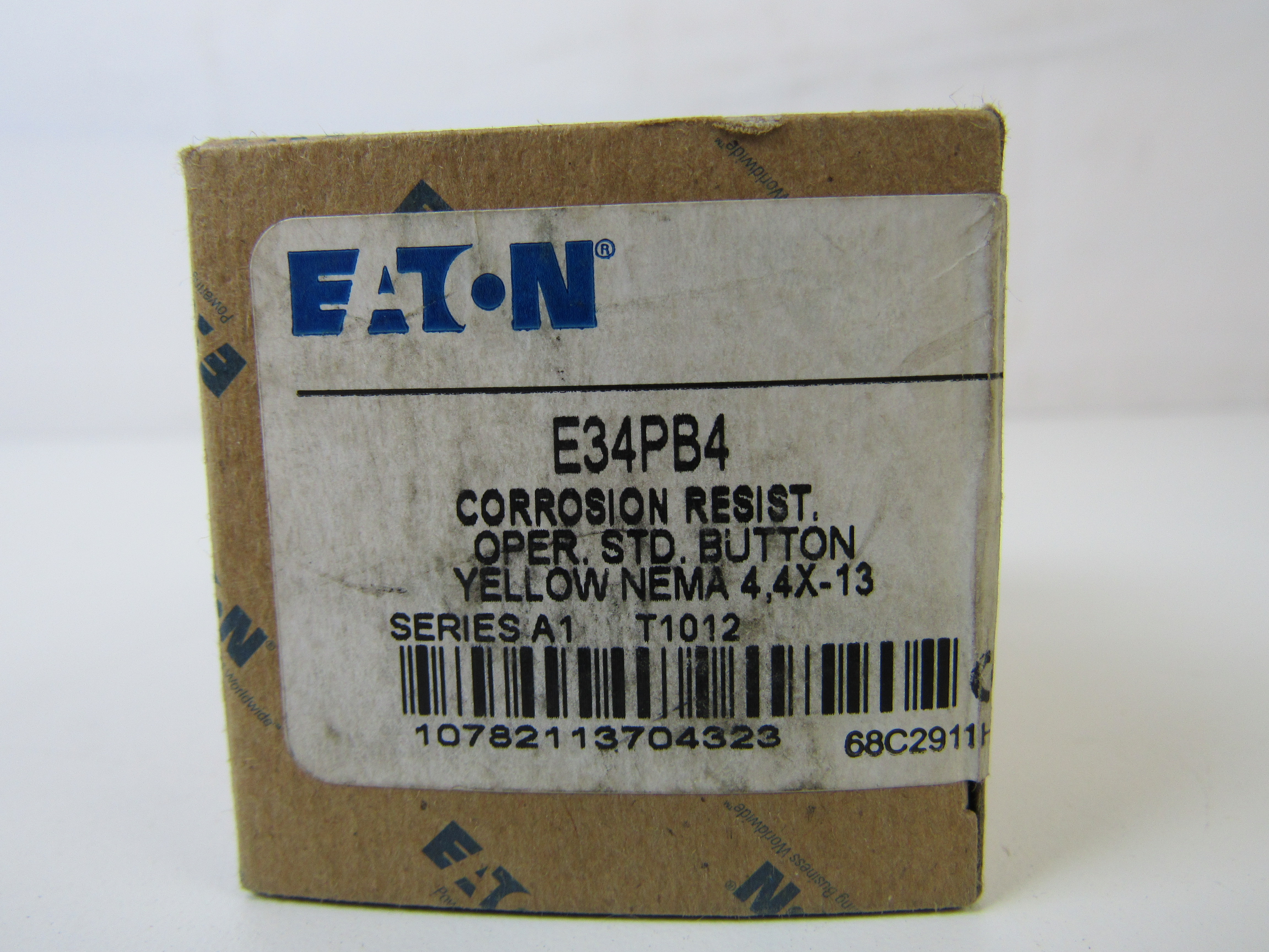 Eaton E34PB4 Non-Illuminated Pushbutton Operator