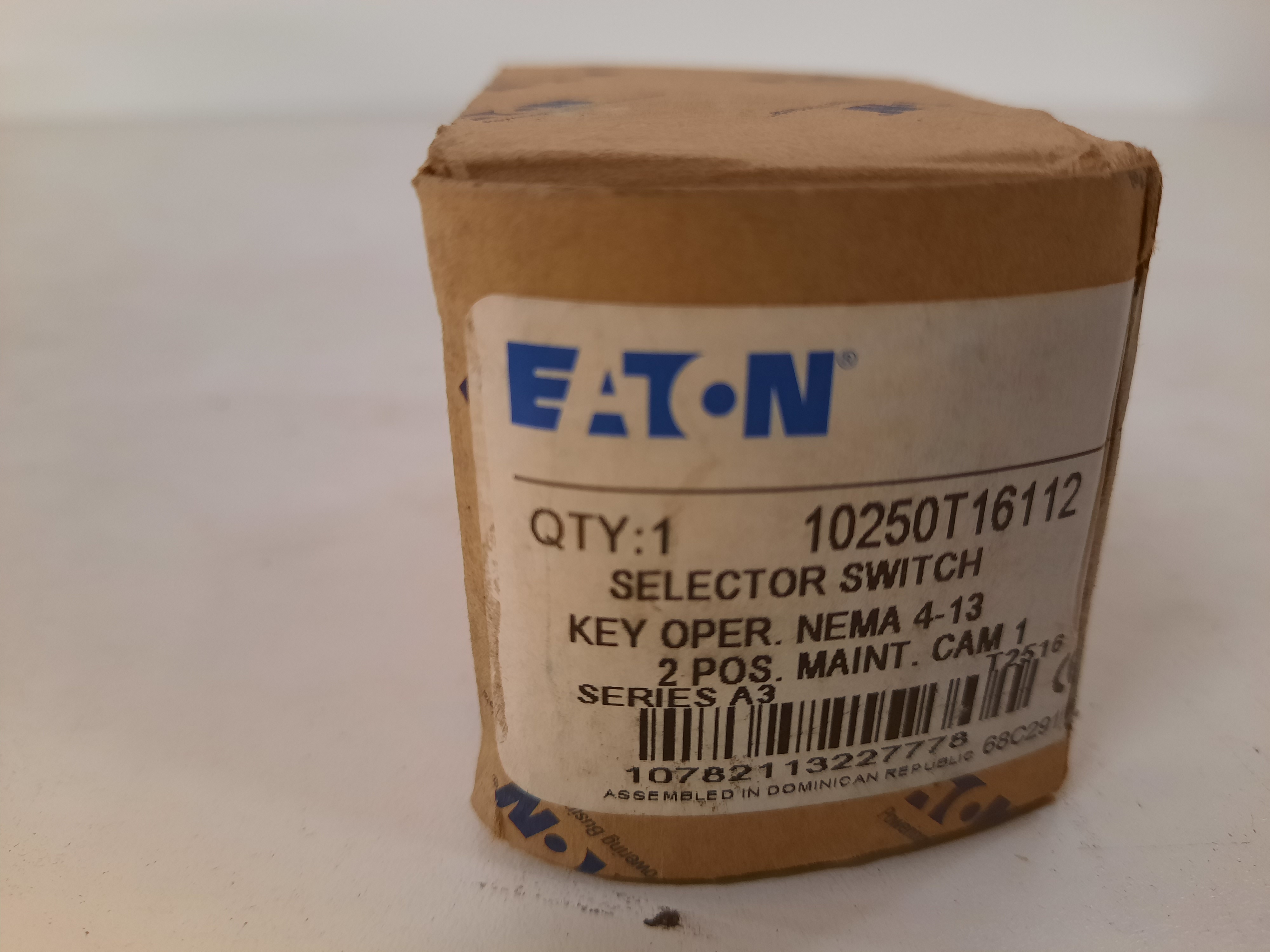 Eaton 10250T16112 Non-Illuminated Selector Switch Operator