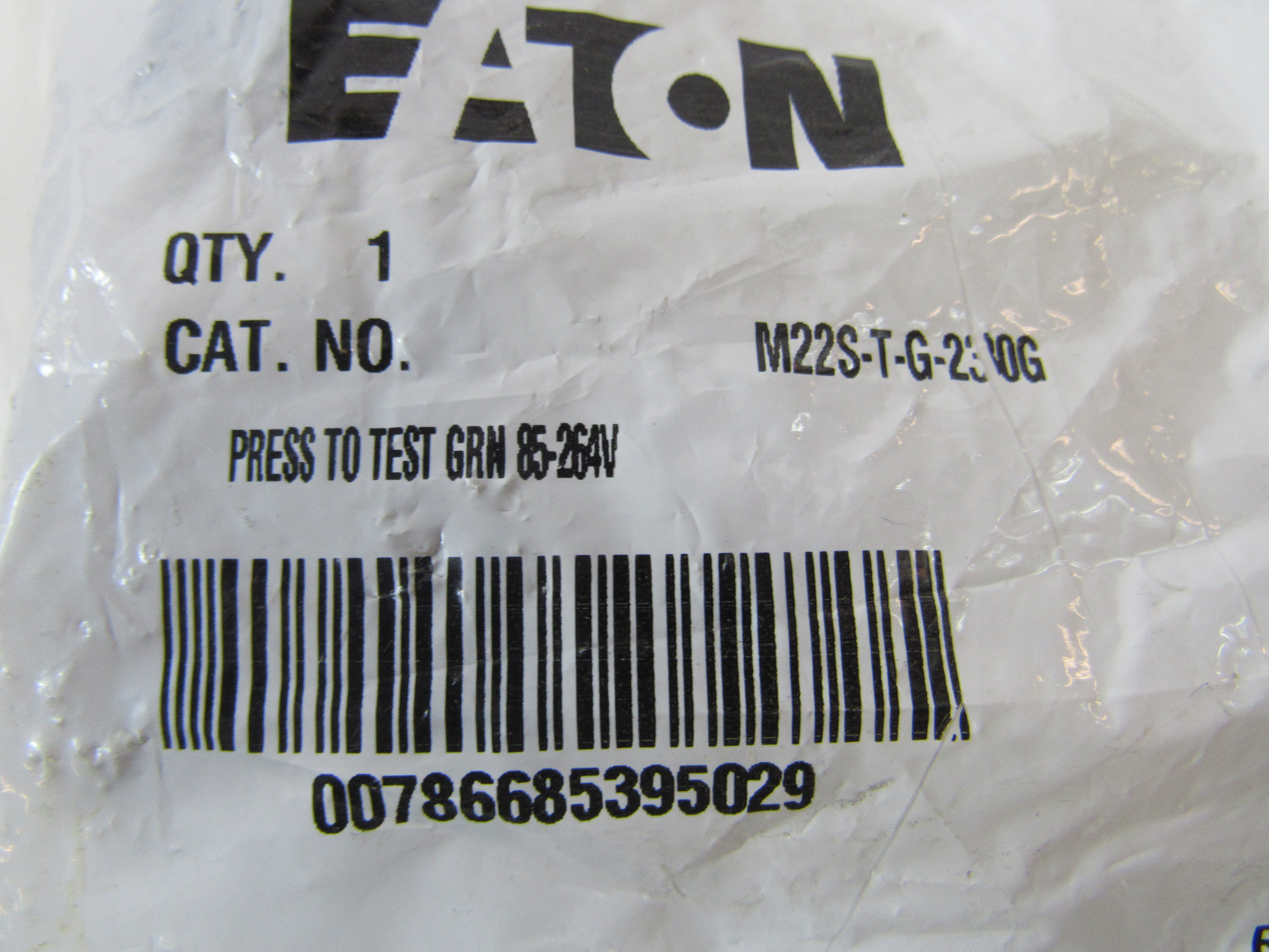 Eaton M22S-T-G-230G Illuminated Pushbutton Press-To-Test Unit
