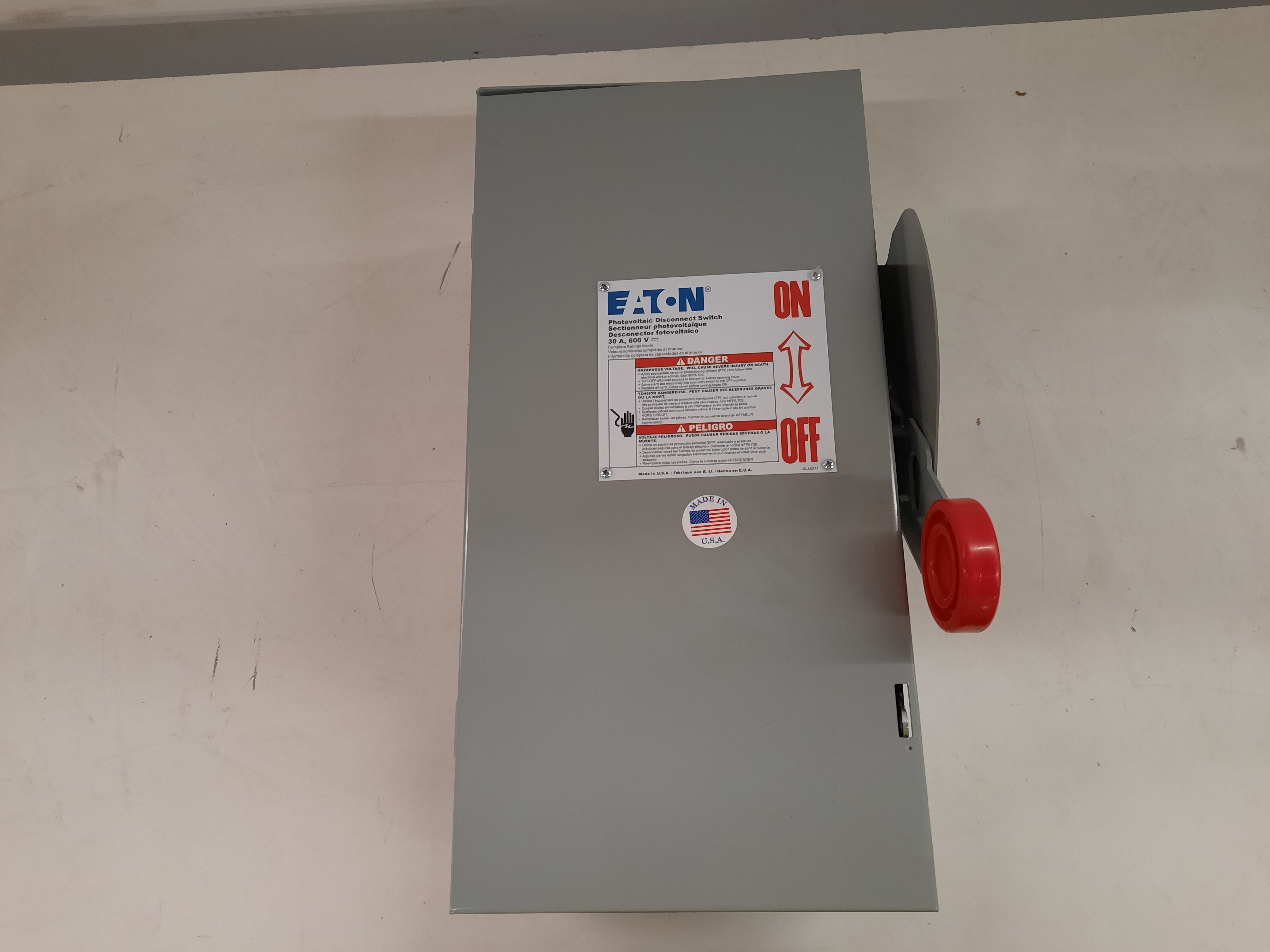 Eaton DCG3061URM Disconnect Switches (Repackaged)