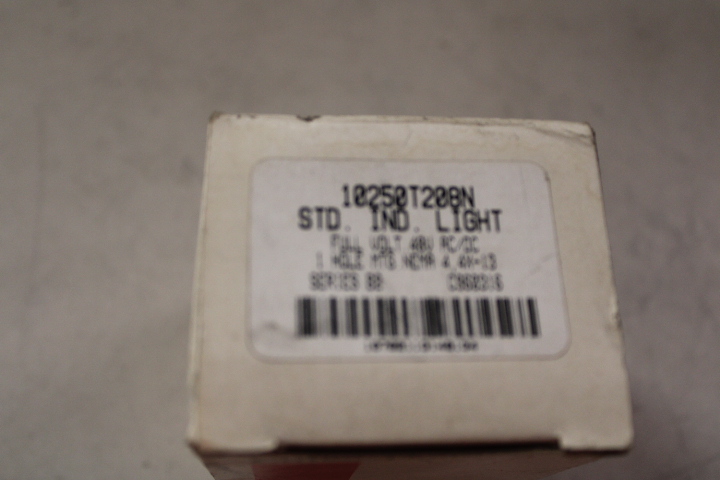 Eaton 10250T208N Pushbutton Indicating Light