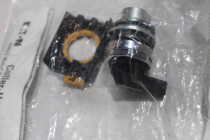 Eaton EM22V561 Selector Switches