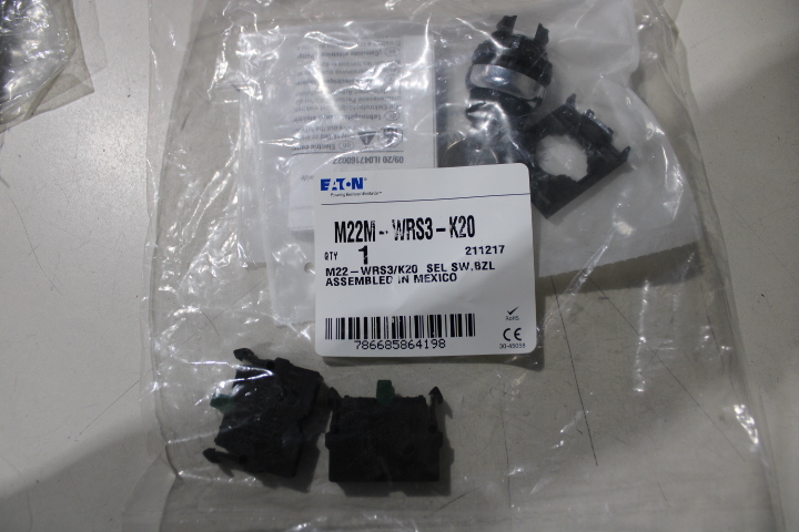 Eaton M22M-WRS3-K20 Pushbutton/Pilot Light/Selector Switch Accy