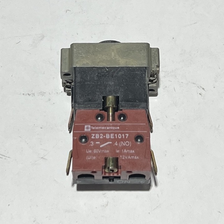 Telemecanique ZB2-BW0617 Contact Blocks and Other Accessories