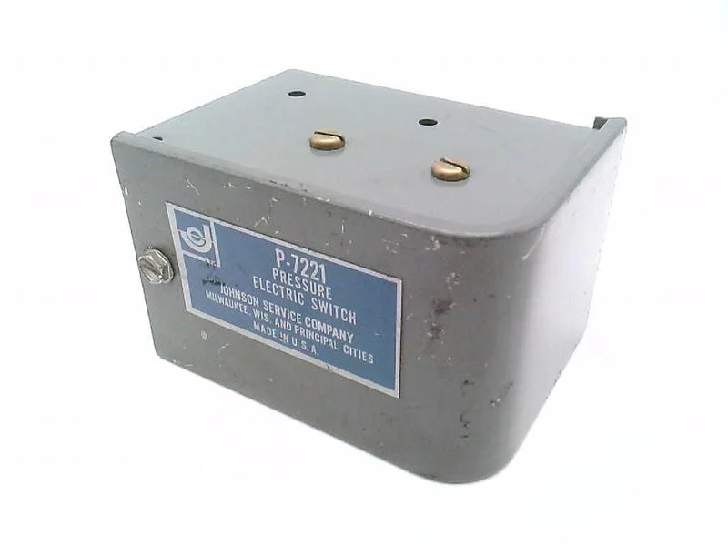 Johnson Controls P7221 Pressure Switches
