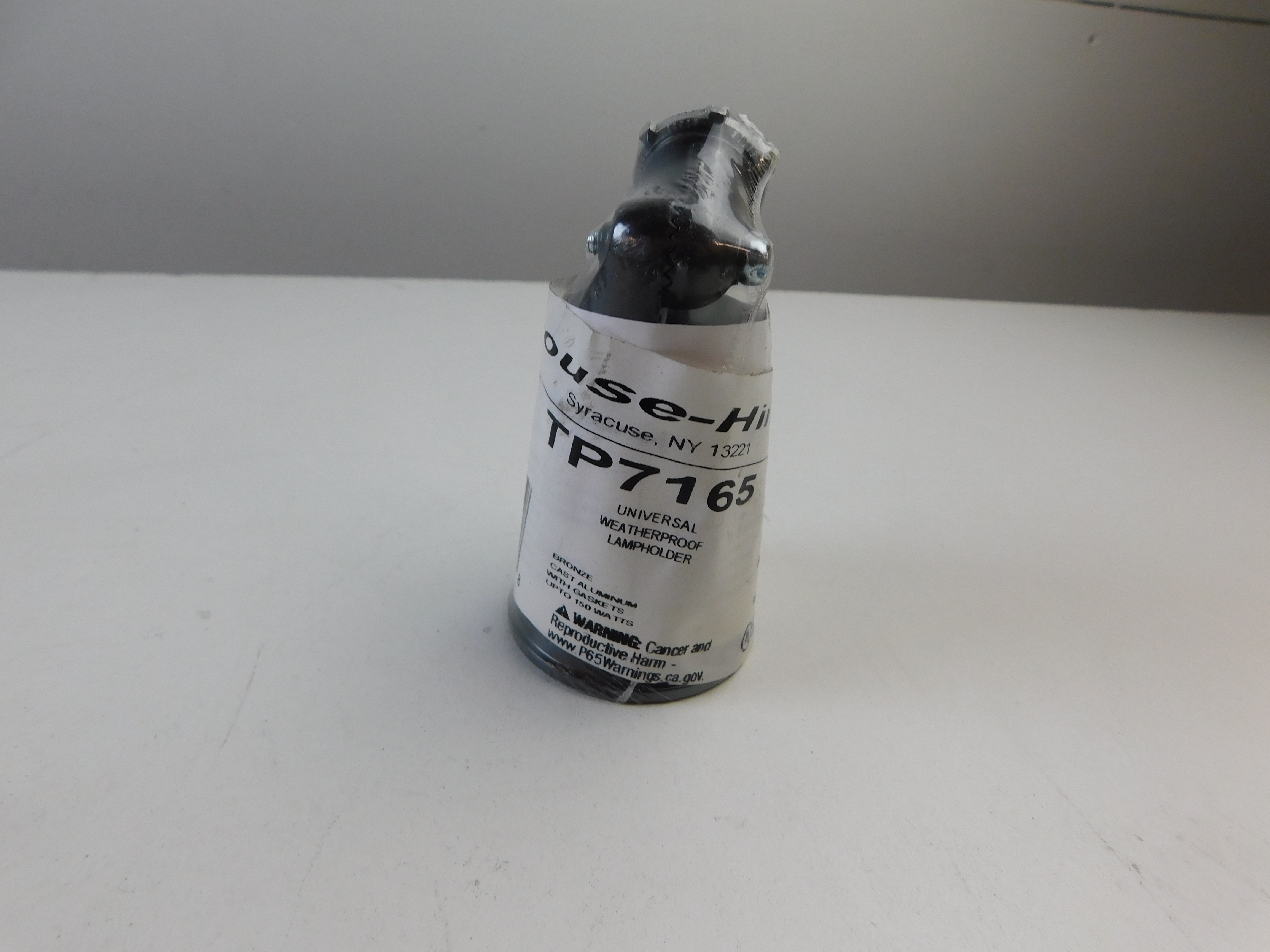 Eaton TP7165 Lampholders/Adaptors/Accessories