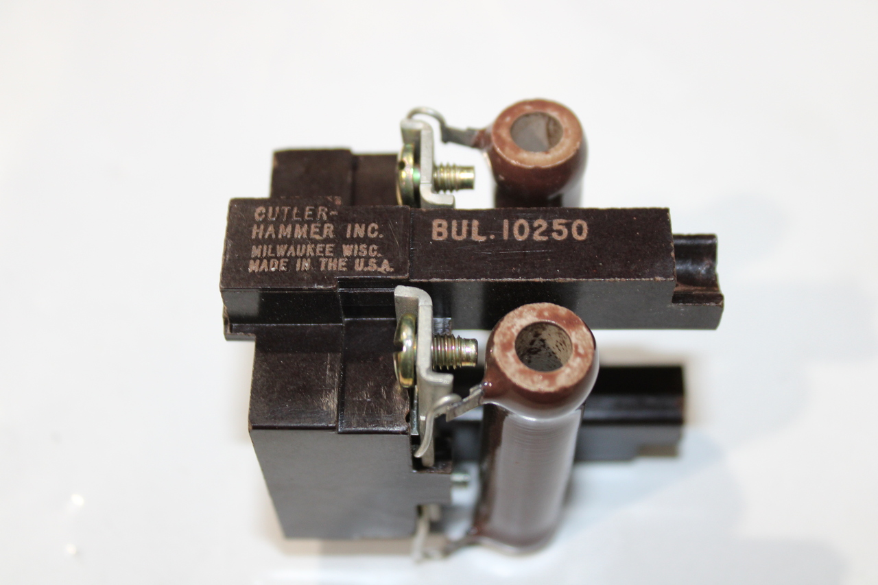 Cutler-Hammer BUL-10250 Resistors