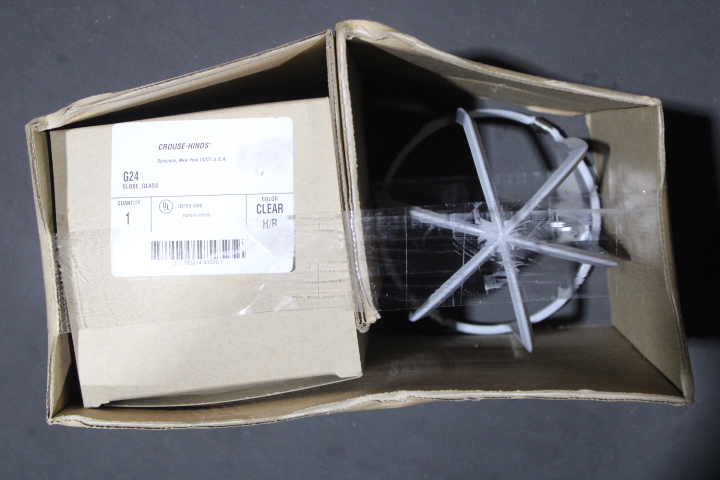 Crouse-Hinds G24-W/P21-SET Other Lighting Fixtures/Trim/Accessories
