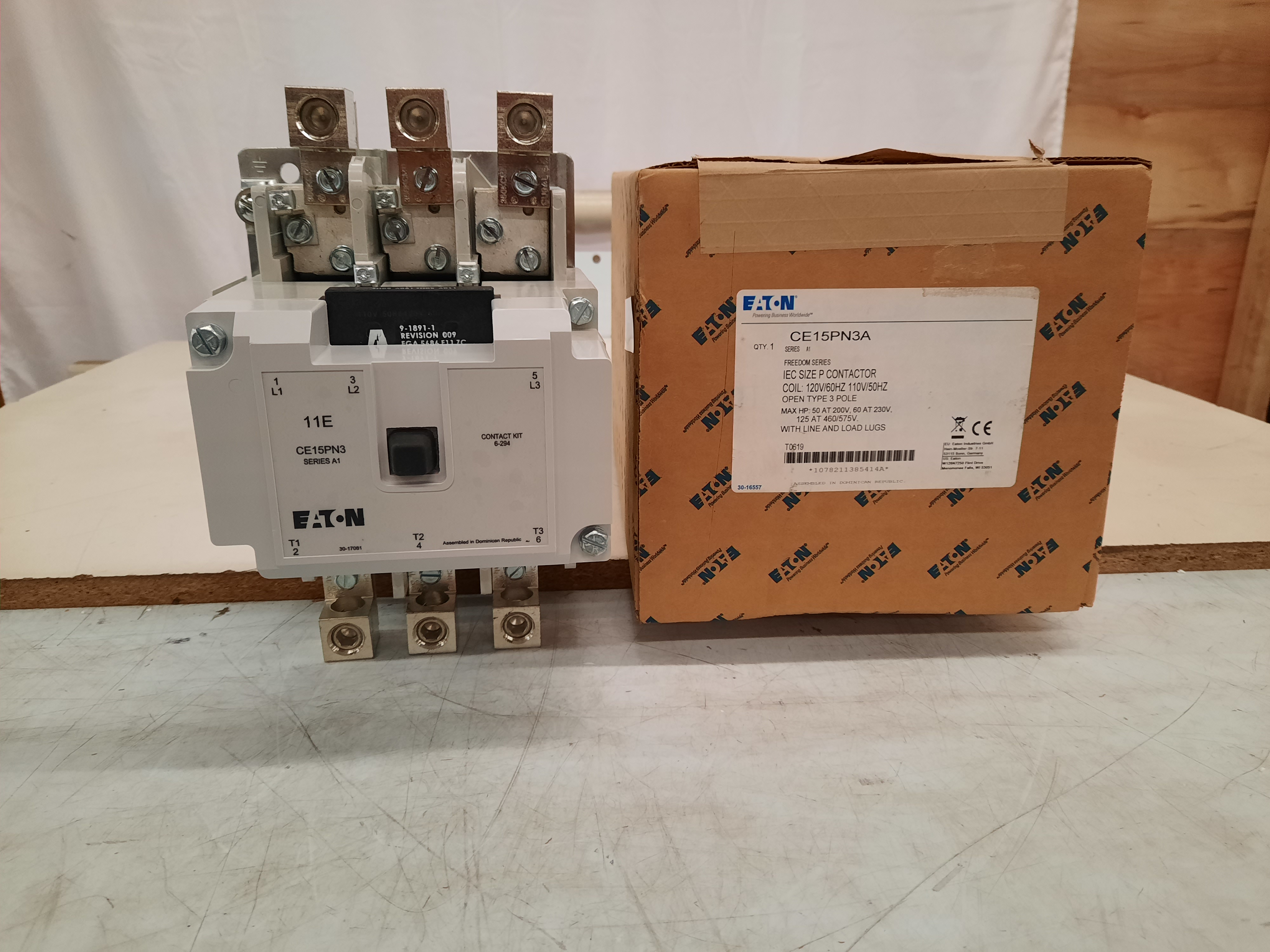 Eaton CE15PN3A Contactor