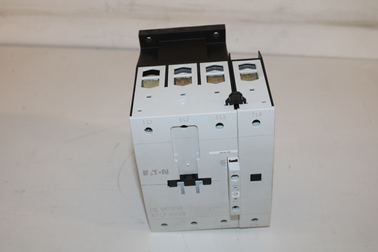 Eaton XTCF200G00BD NEMA and IEC Contactors EA