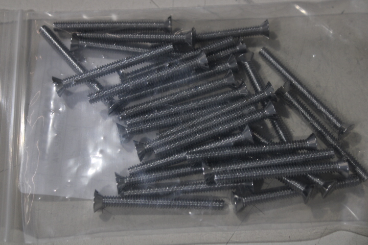 KISSLER 72-1261 Fasteners (Repackaged)