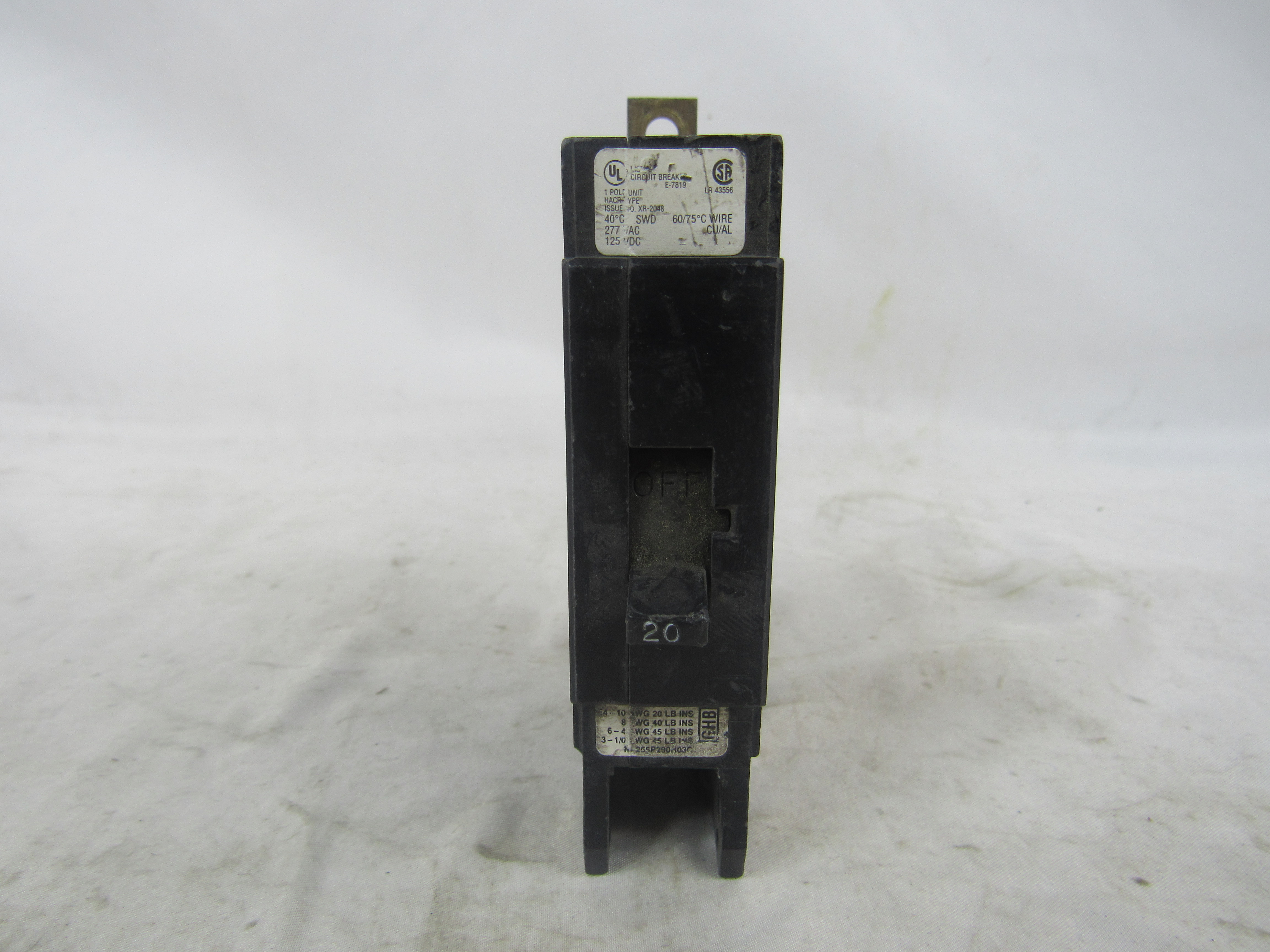 Eaton GHB1020 Non-Interchangeable Trip Circuit Breaker (Used)