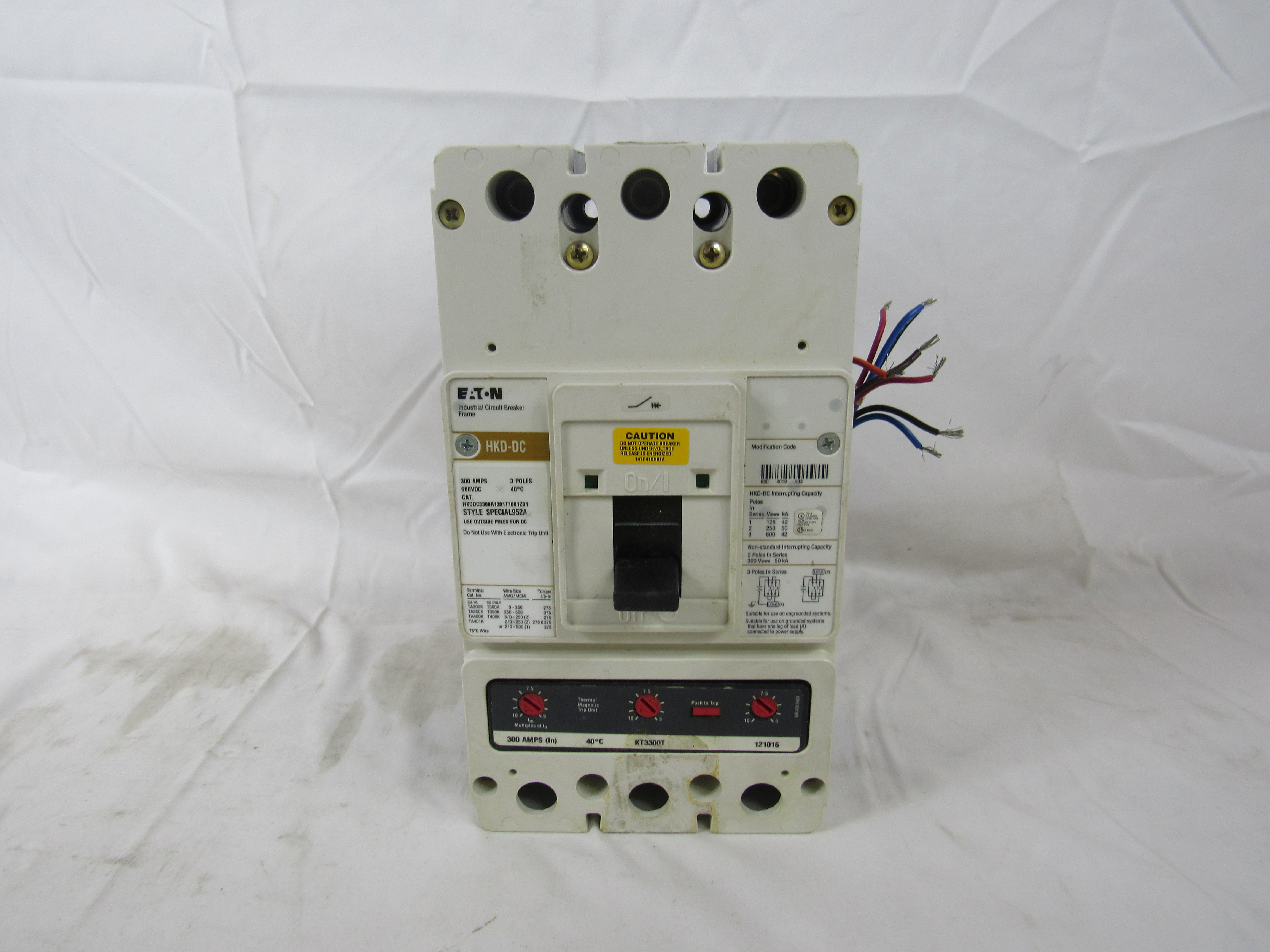 Eaton HKDDC3300A1301T1001Z01 Molded Case Breakers MCCBs (Used)