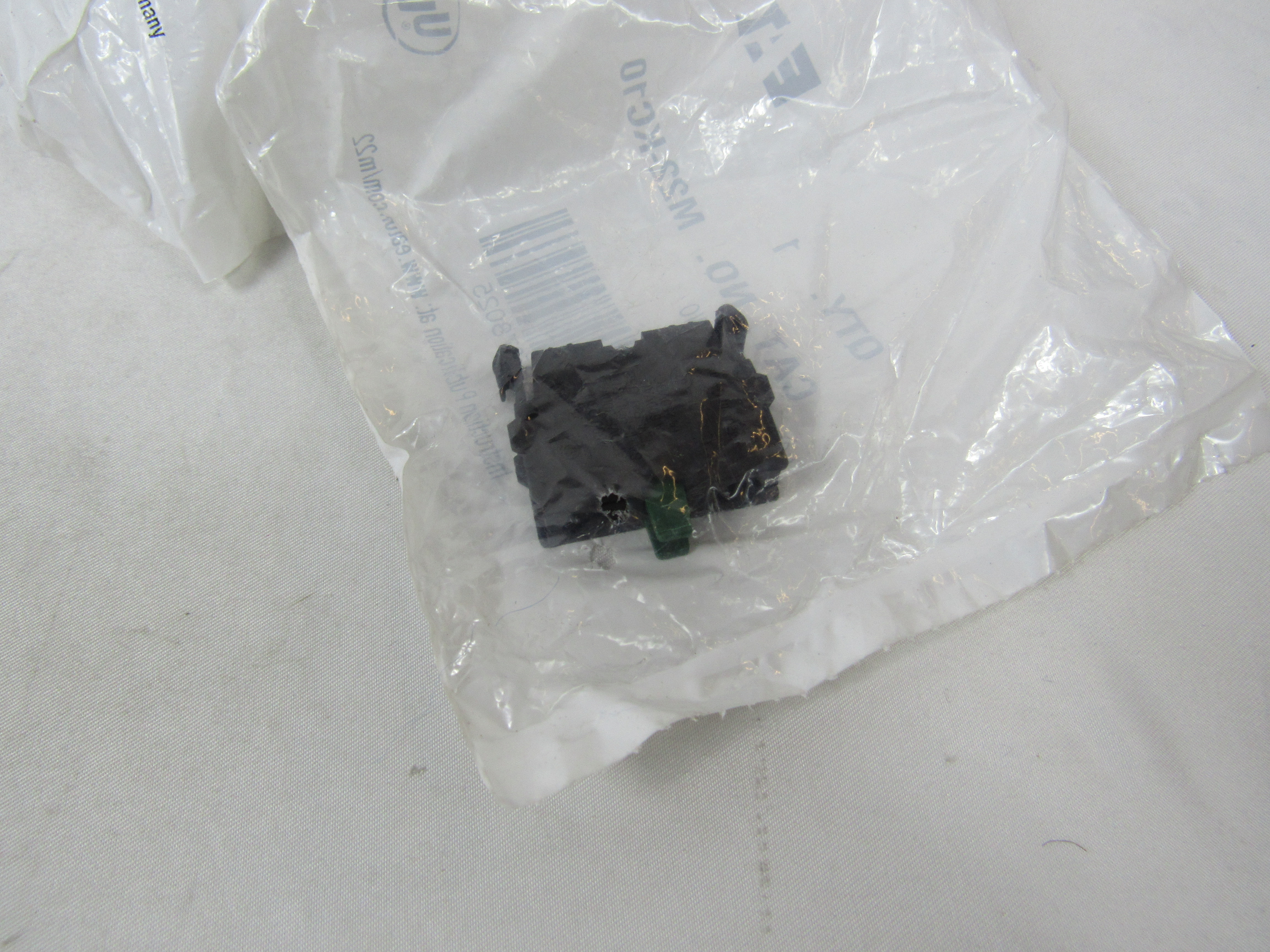 Eaton M22-KC10 Pushbutton Contact Block