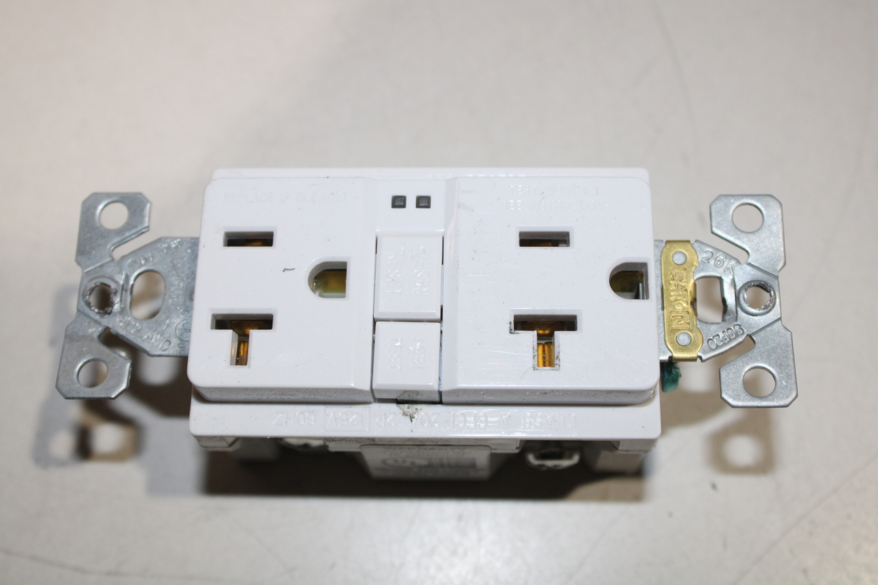 Eaton Wiring Devices SGF20W GFCI Receptacle (Used)
