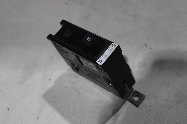 Eaton BAB1010 Circuit Breaker (Used)
