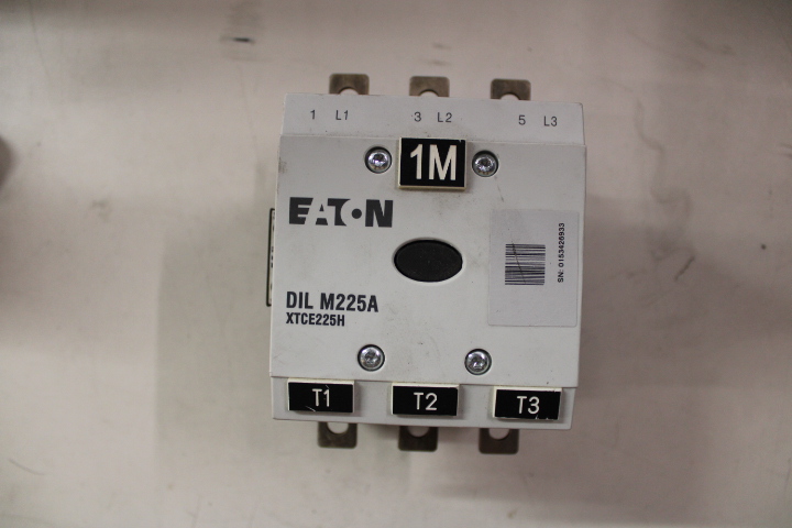 Eaton XTCE225H22A IEC Contactor (Used)