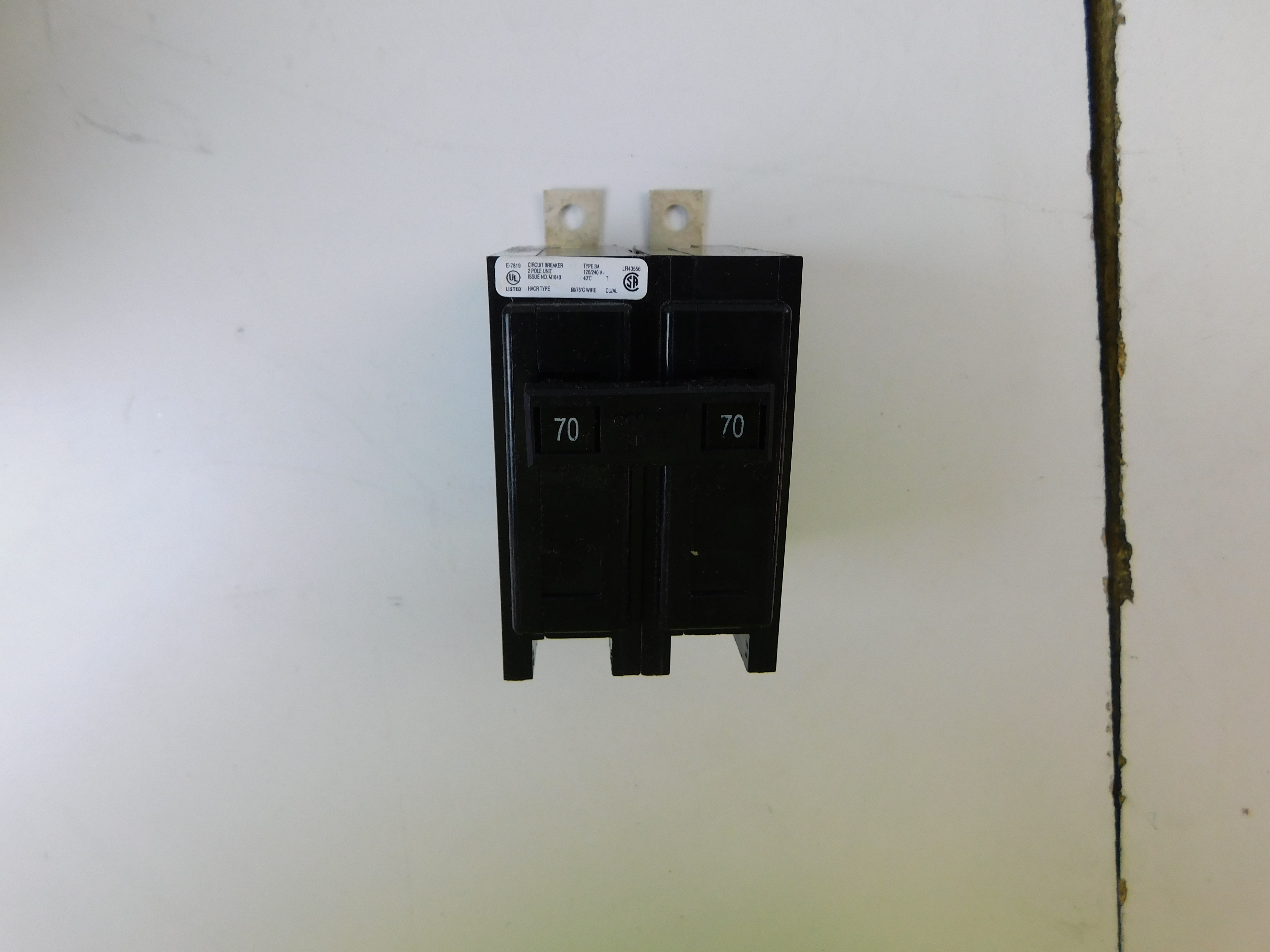Eaton BAB2070 Miniature Circuit Breakers (MCBs)