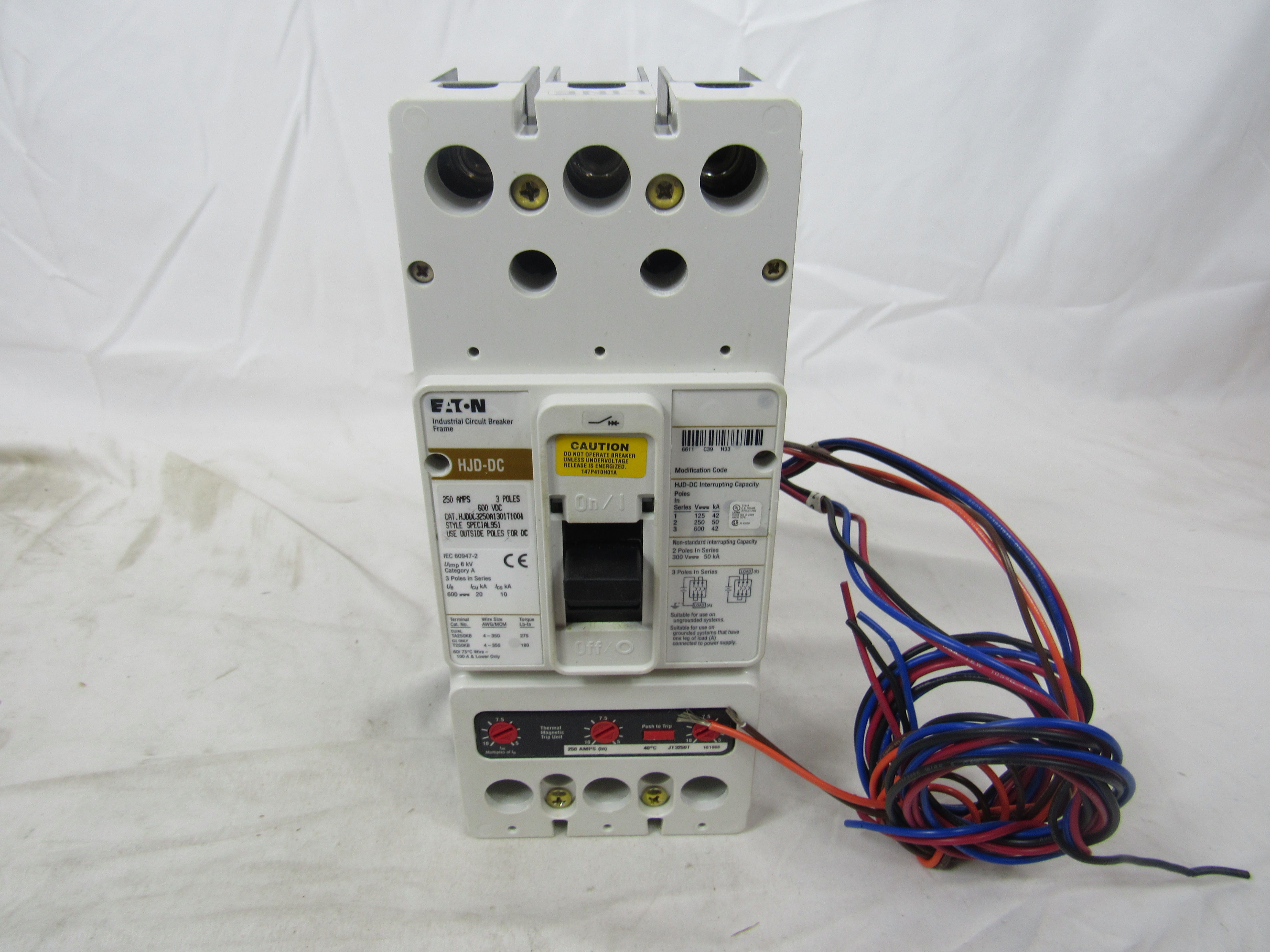 Eaton HJDDC3250A1301T1001 Molded Case Breakers (MCCBs)