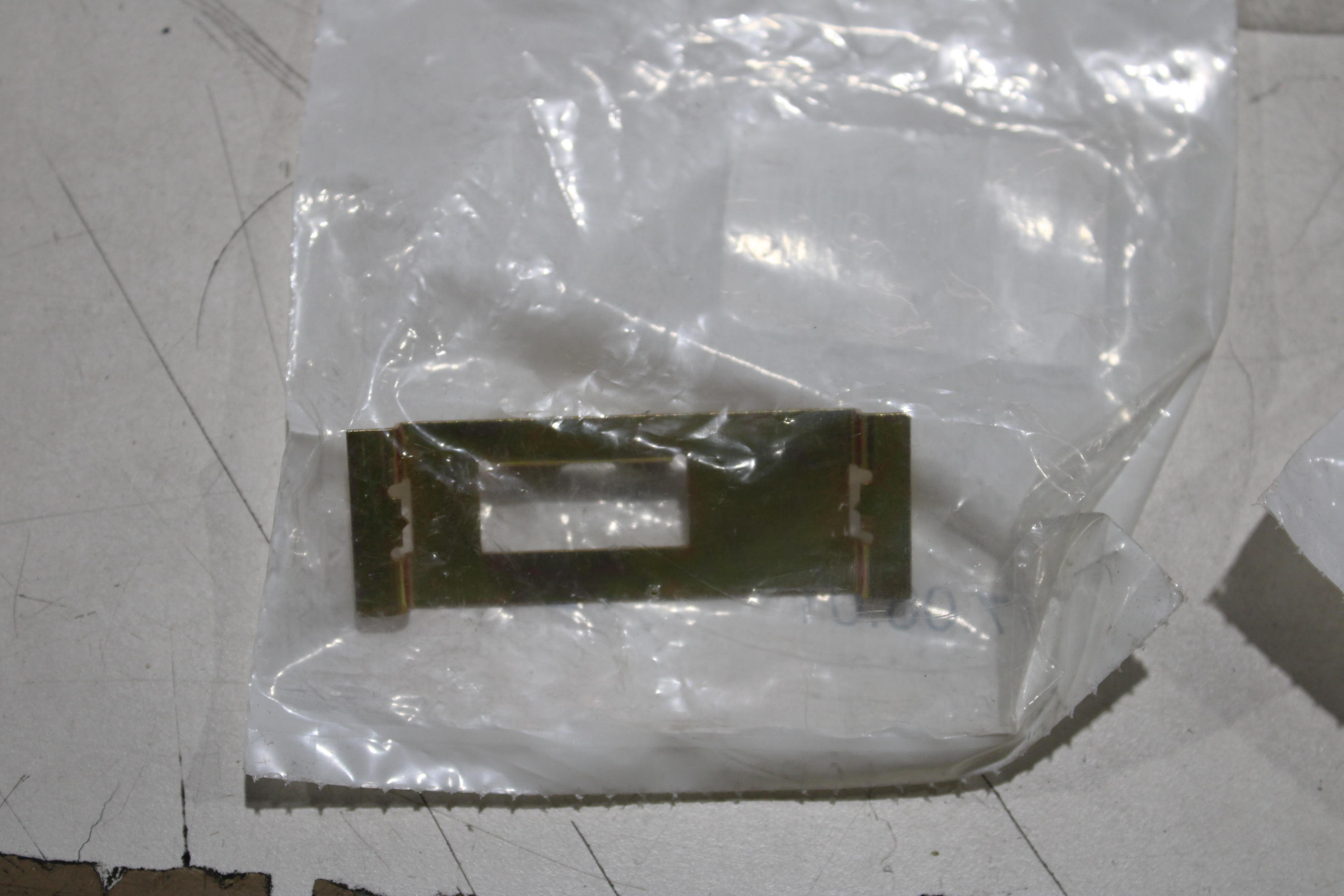 Eaton CTGPLK Circuit Breaker Accessories