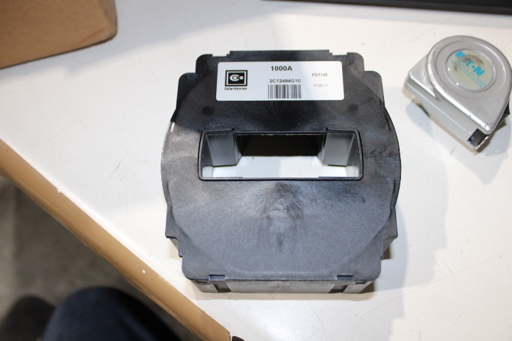 Eaton M3RRG2000 Circuit Breaker Accessories