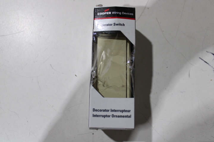 Eaton 7504V-BOX Light and Dimmer Switches Eaton 7504V-BOX Light and Dimmer Switches