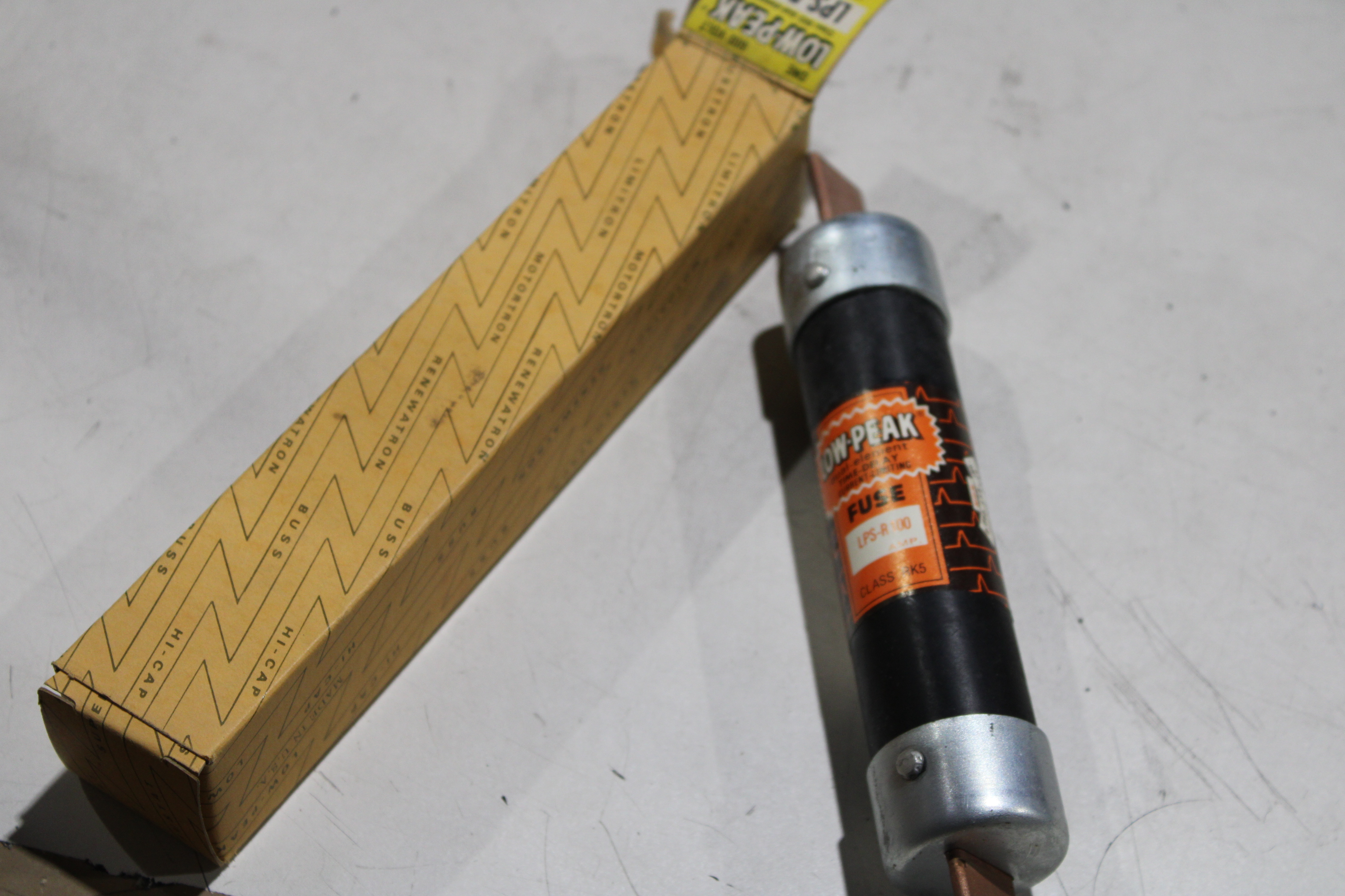 Bussmann LPS-R-100 Fuses
