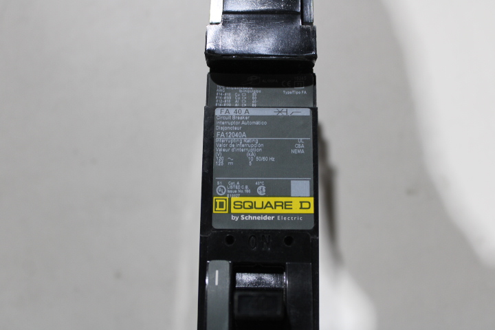 Square D FA12040A Miniature Circuit Breakers (MCBs)