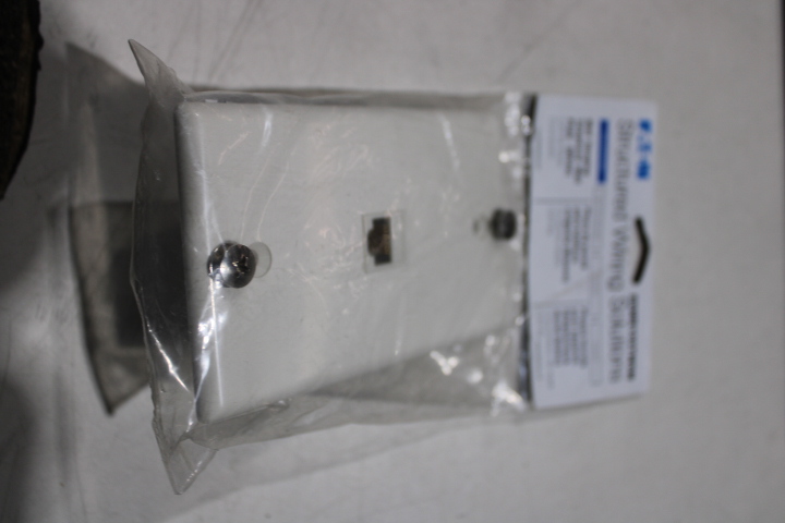Eaton ESWR100TW5W Other Conduit/Fittings/Outlet Boxes