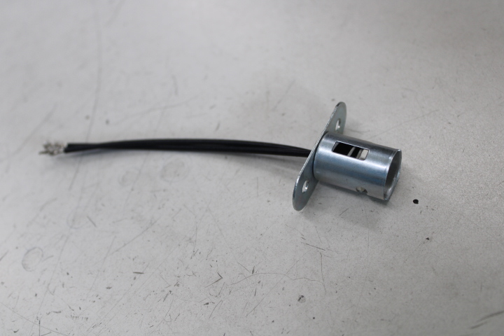 Unbranded 3109900-LOT-9/30/2025 Lampholders/Adaptors/Accessories