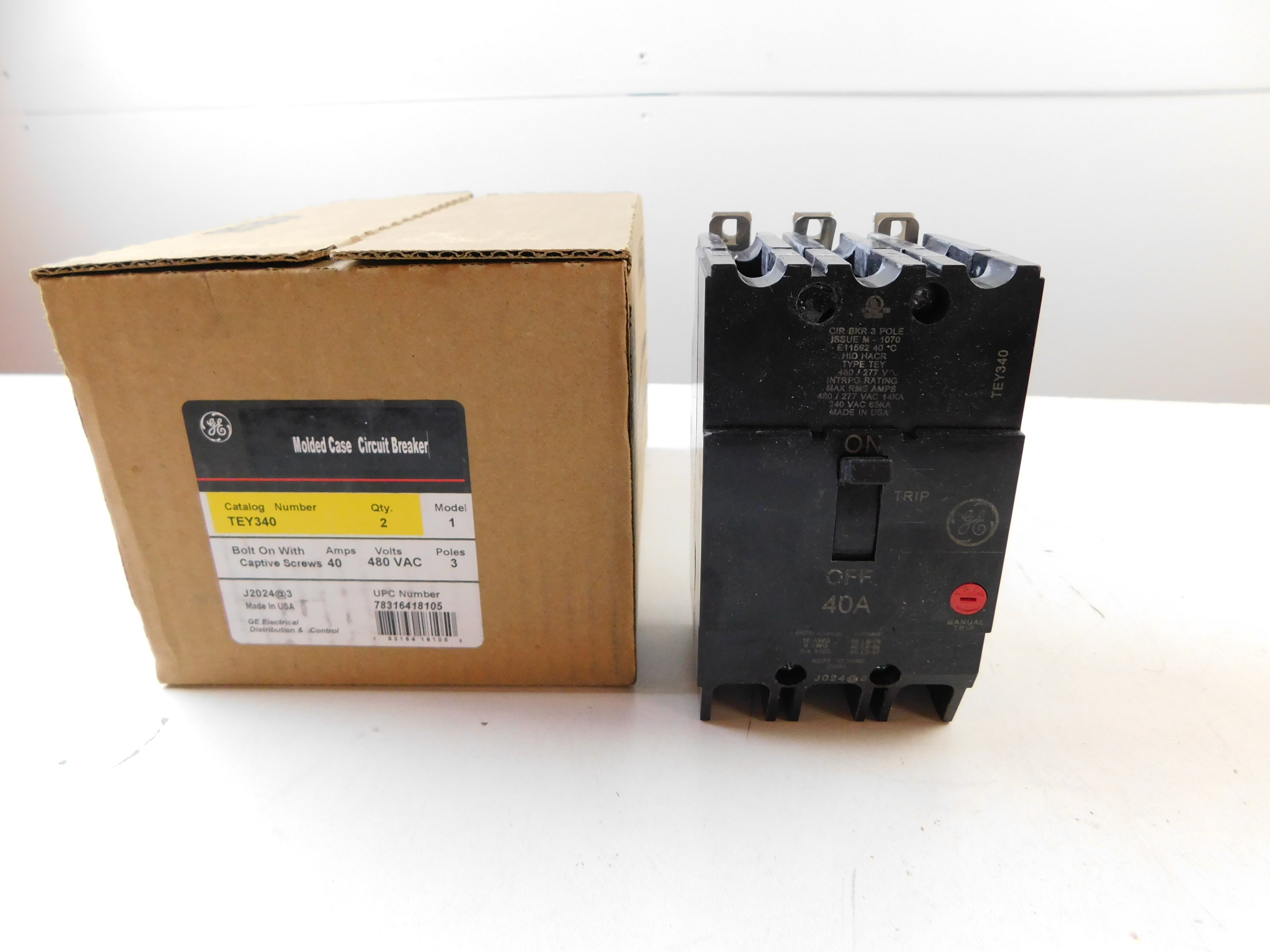 GENERAL ELECTRIC TEY340 Molded Case Breakers (MCCBs)