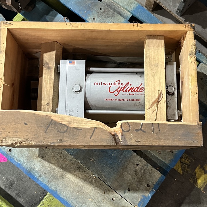 Milwaukee Cylinder LH-71 Pneumatic Actuators (Air Cylinders)