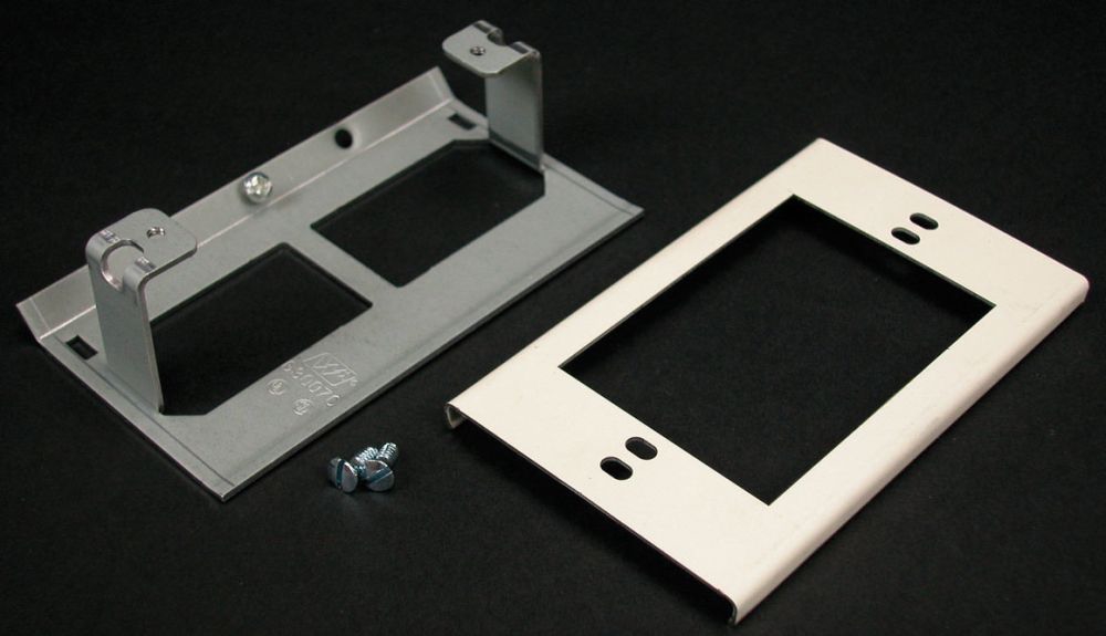 Wiremold G3051LE Raceway and Raceway Boxes