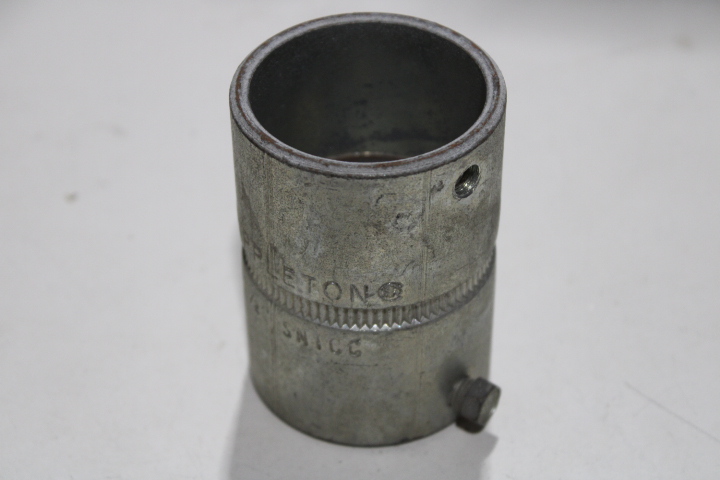 Thomas & Betts 8124 Rigid Couplings