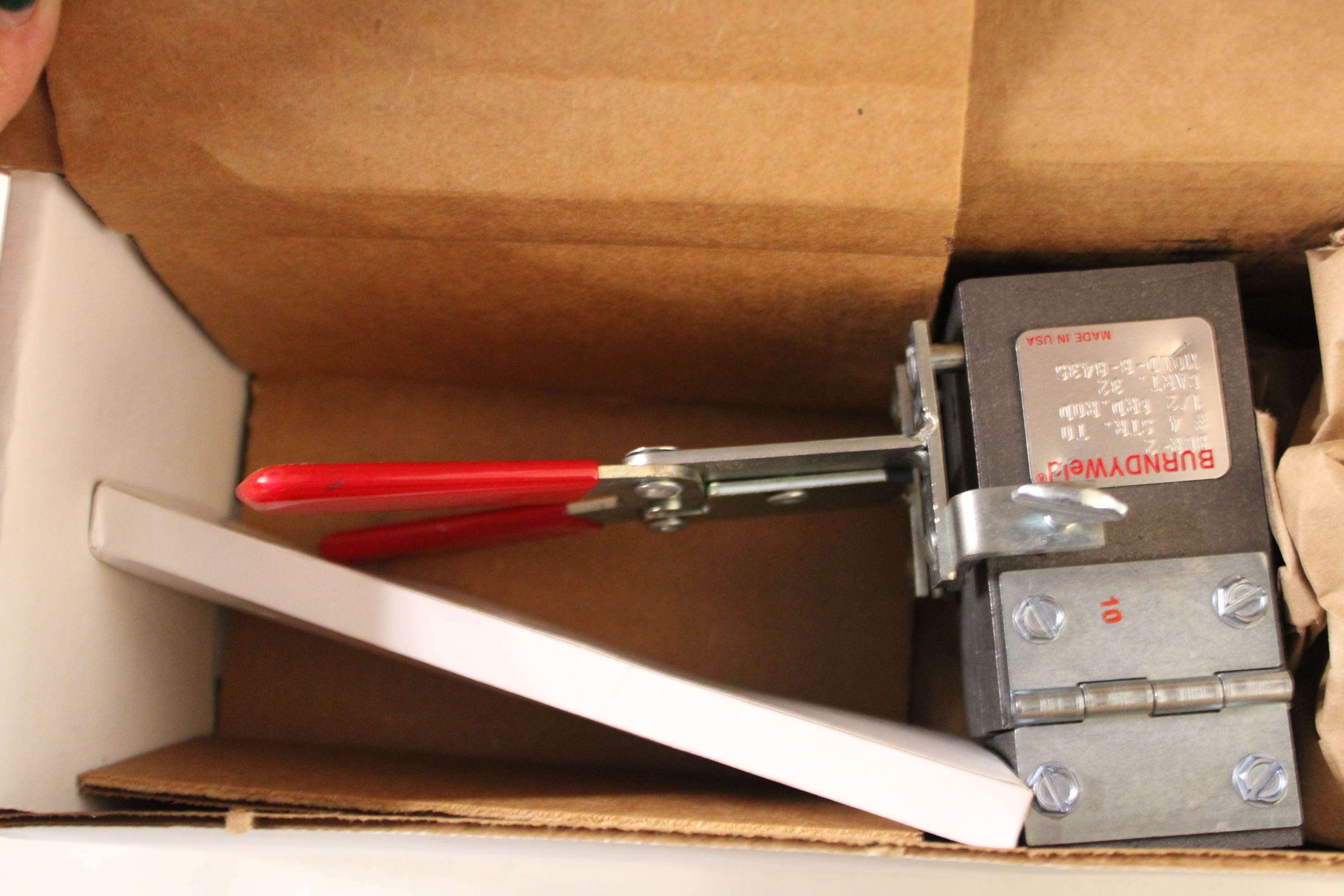 Cooper B-8435 Misc. Cable and Wire Accessories