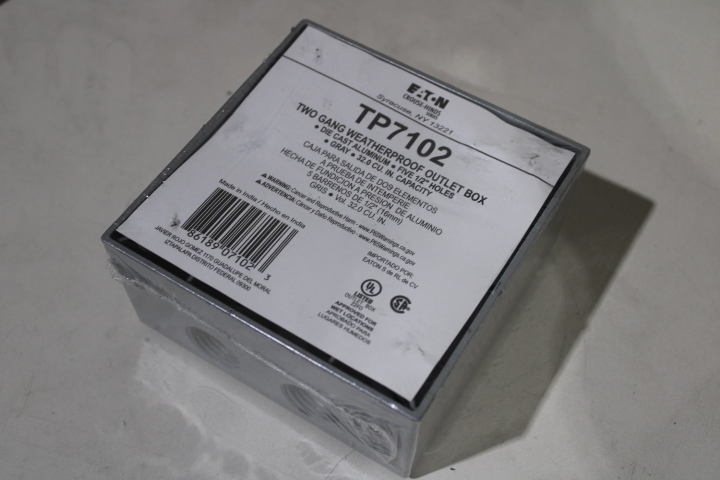 Crouse-Hinds TP7102 Weatherproof Outlet Box