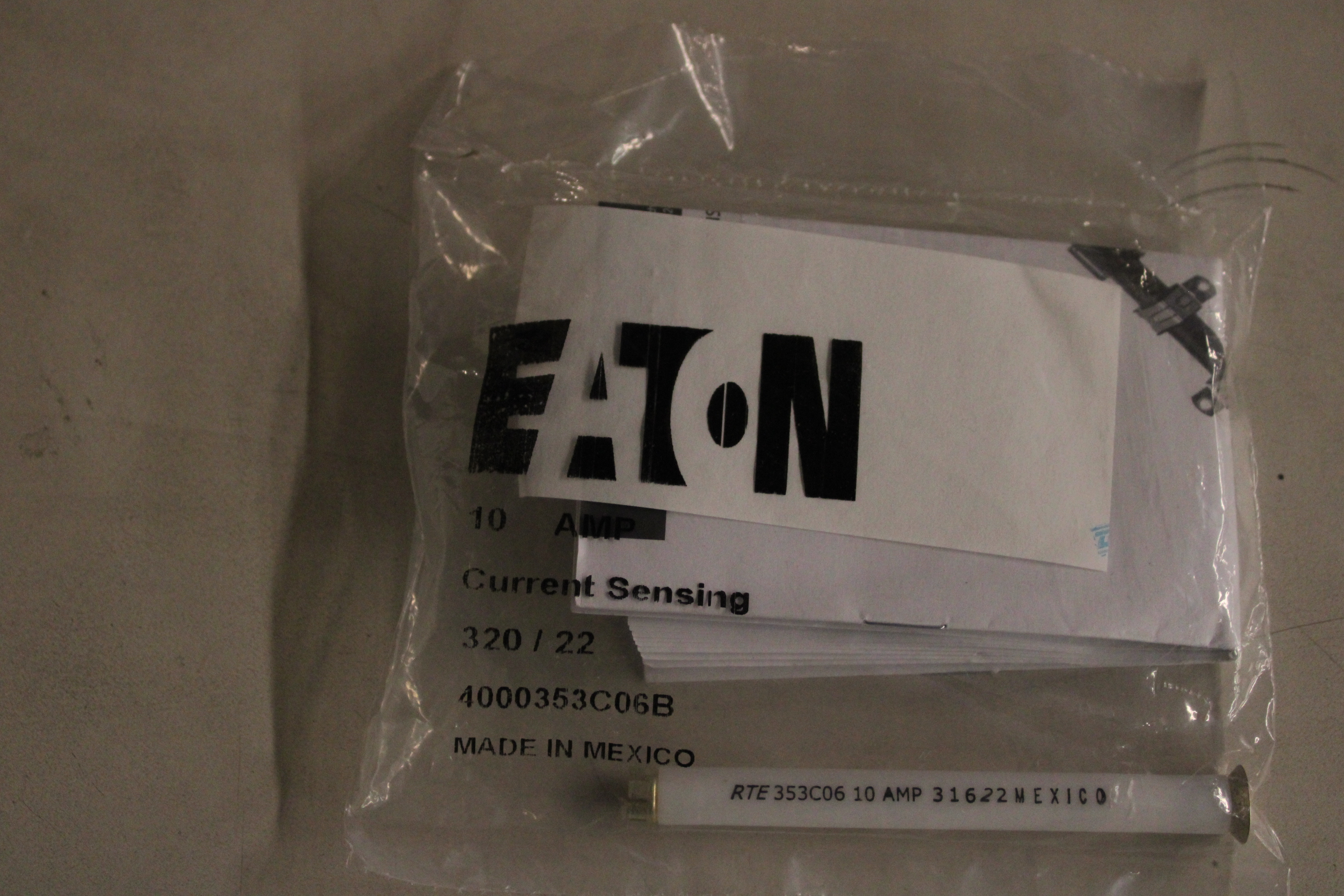 Eaton 4000353C06B Fuse Accessories
