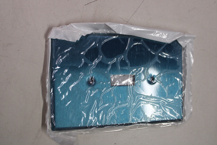 Leviton 84101-40 Wallplates and Switch Accessories