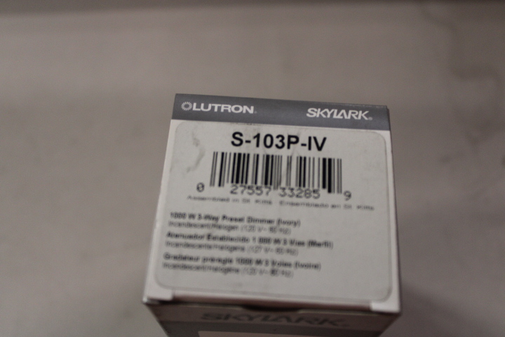Lutron Electronics S-103P-IV Dimmer Switch