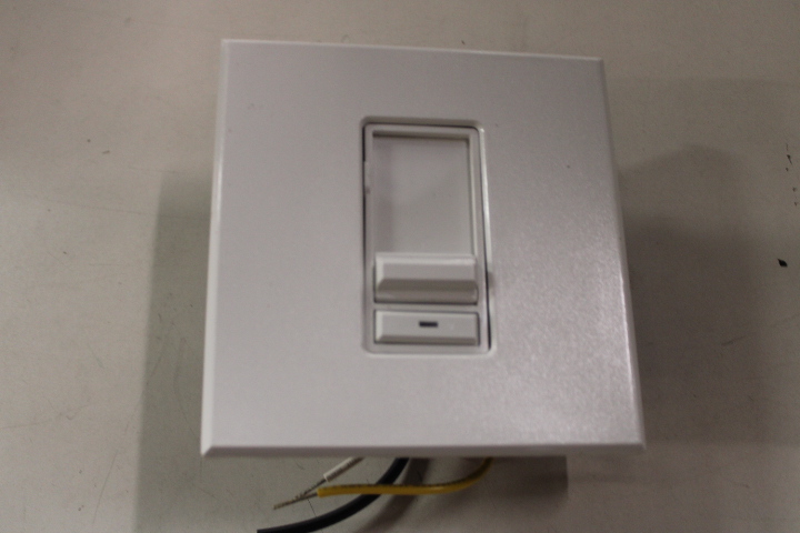 Lightolier MP1500EBW Electronic Preset Slide Dimmer