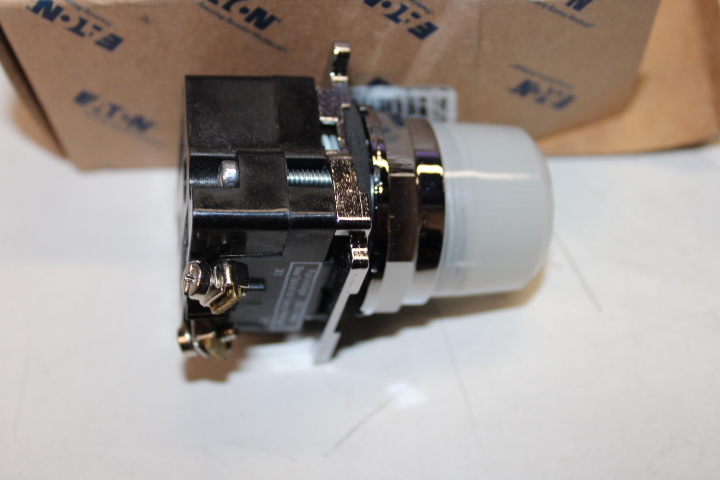 Eaton 10250T206NC6N-GR Indicating Lights Eaton 10250T206NC6N-GR Indicating Lights