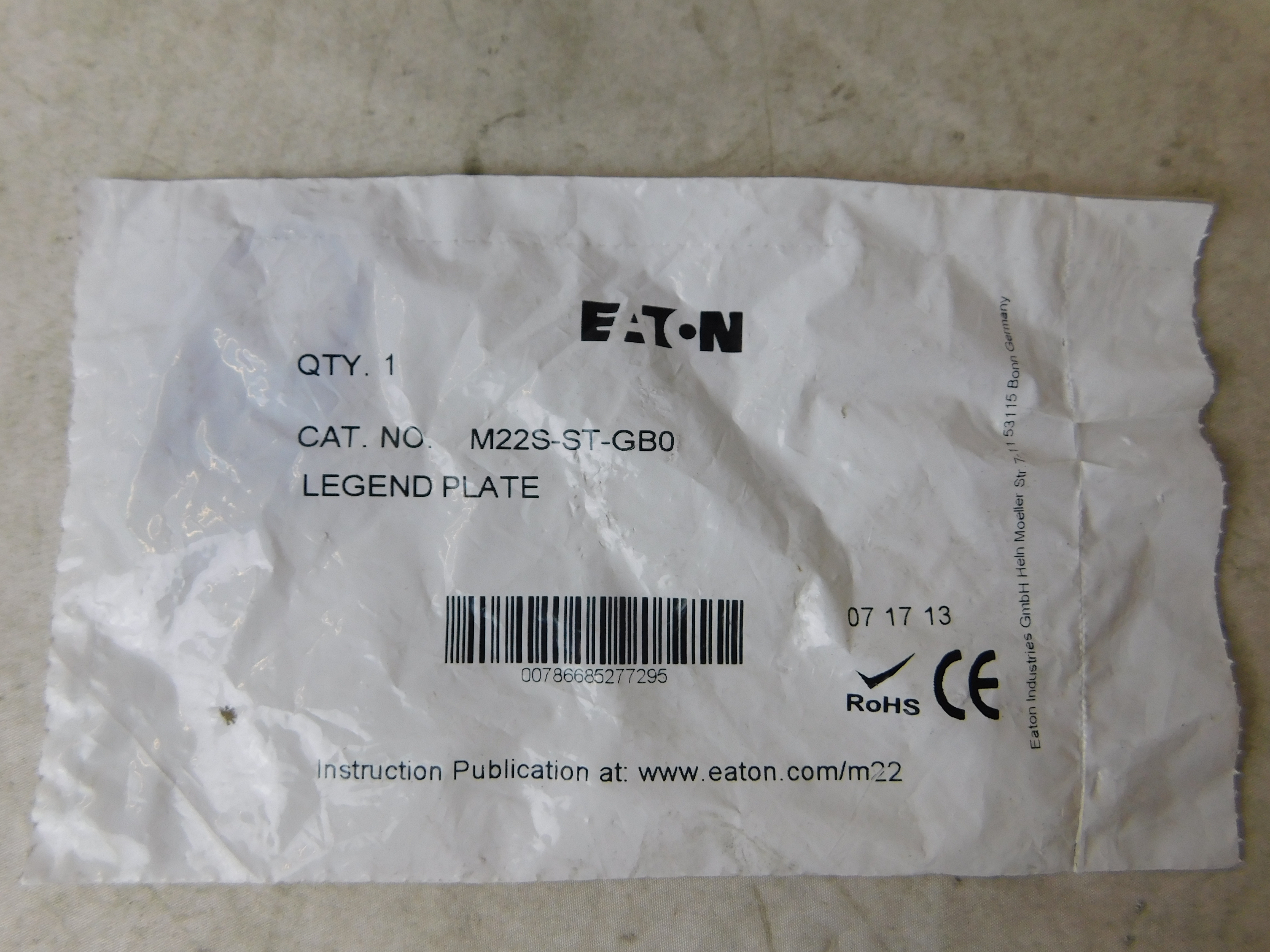 Eaton M22S-ST-GB0 Pushbutton/Pilot Light/Selector Switch Accy