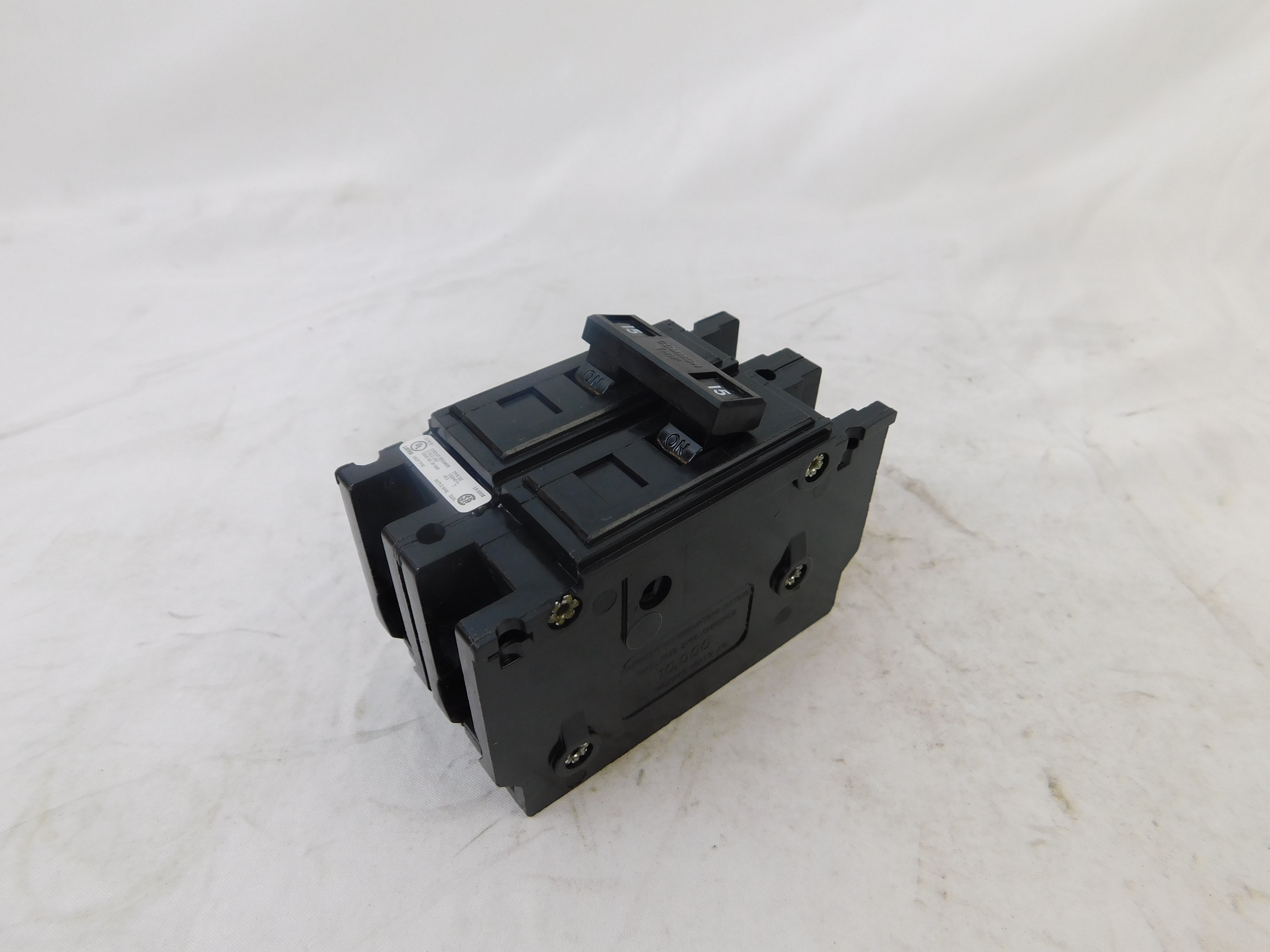 Eaton QCPHW2015 Manual Motor Protectors Quicklag 2P 15A 240V 50/60Hz