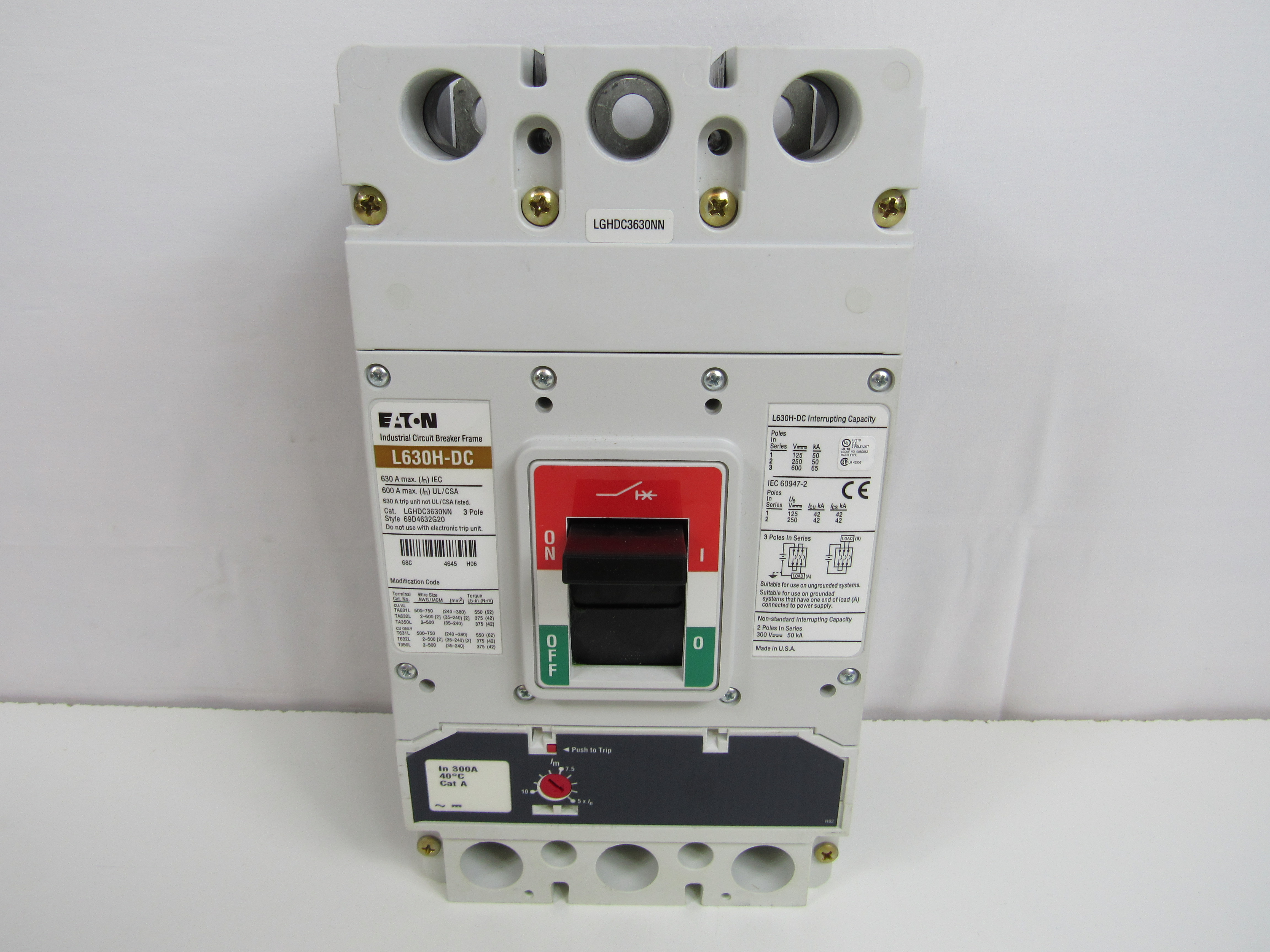 Eaton LGHDC3300FAW Molded Case Breakers (MCCBs)