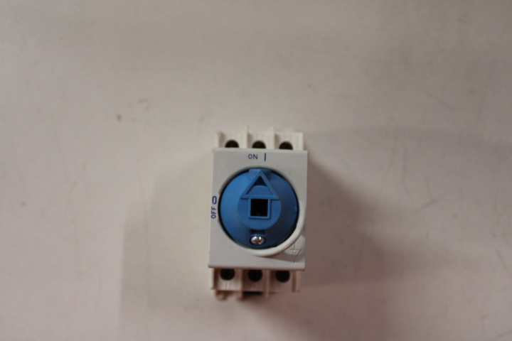 Idec Izumi Corporation 2411-3F00 Selector Switches