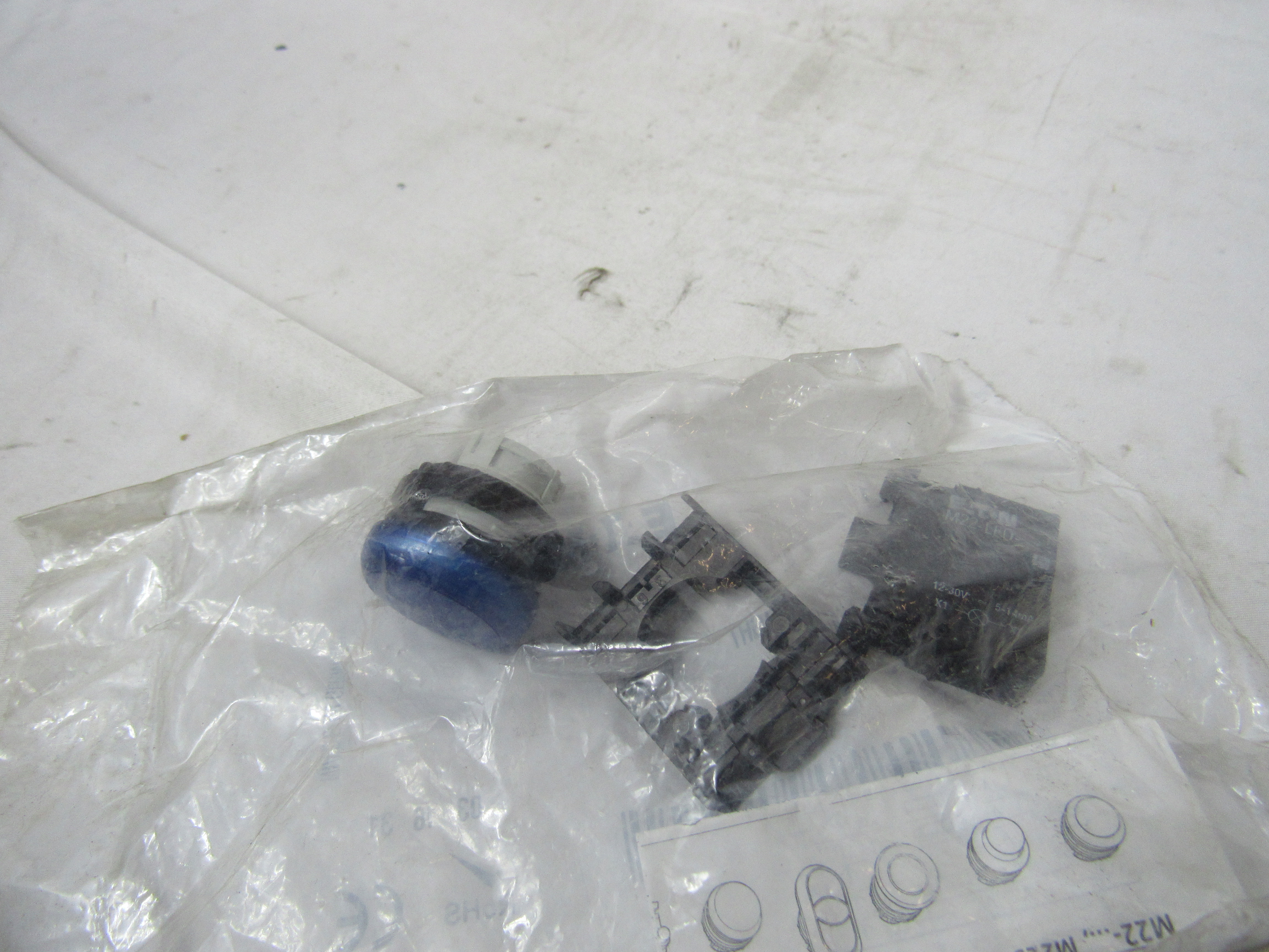 Eaton M22-L-B-B Occupancy Switches