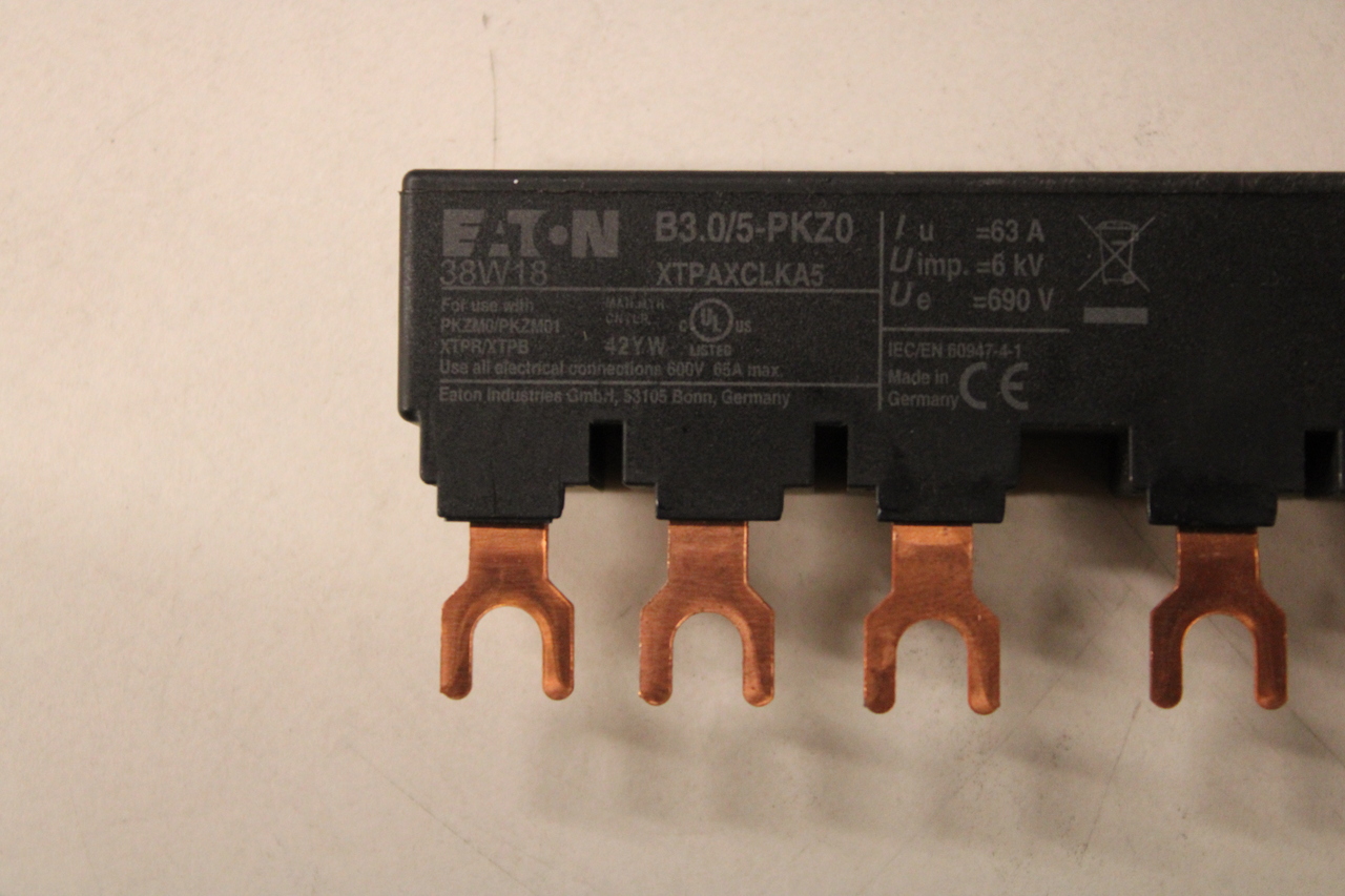 Eaton XTPAXCLKA5 Starter and Contactor Accessories